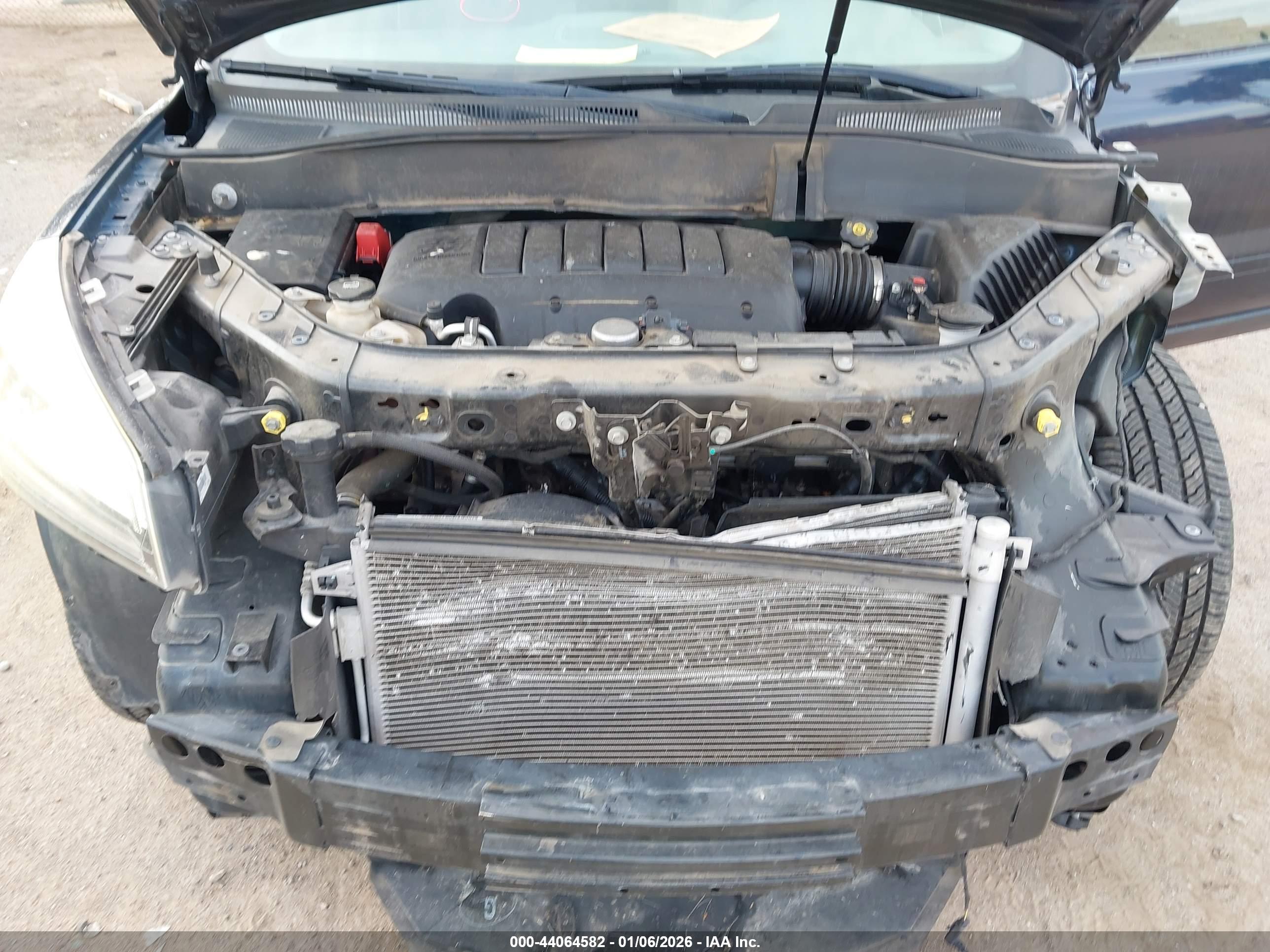 GMC ACADIA image 10
