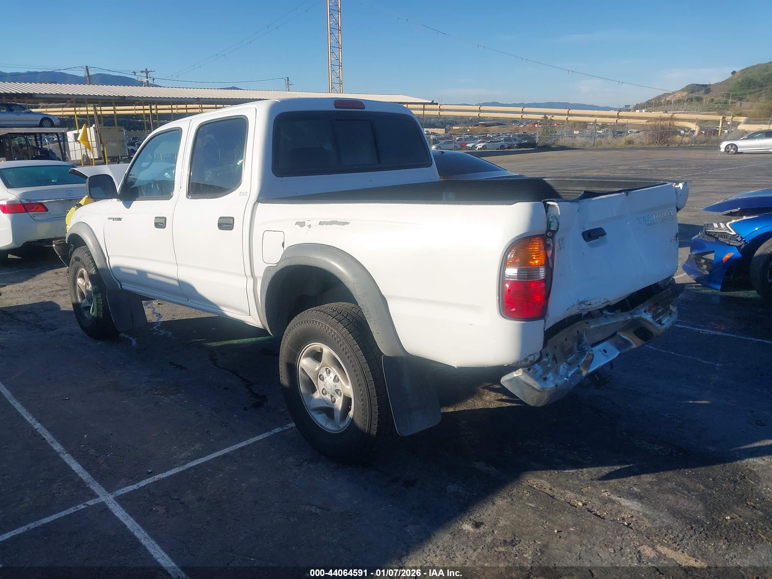 TOYOTA TACOMA image 3