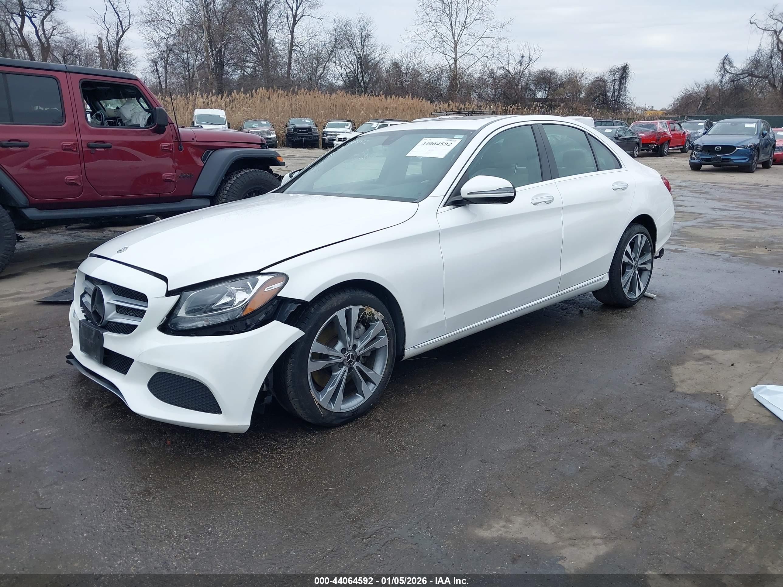 MERCEDES-BENZ C image 2