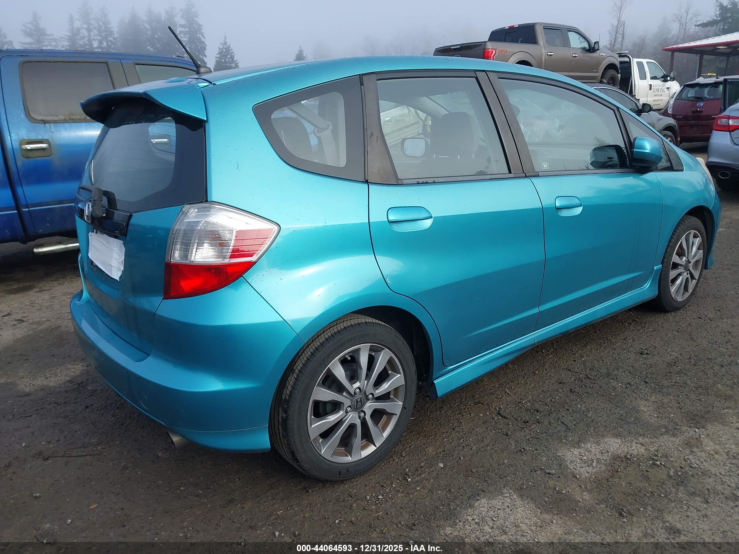 HONDA FIT image 4