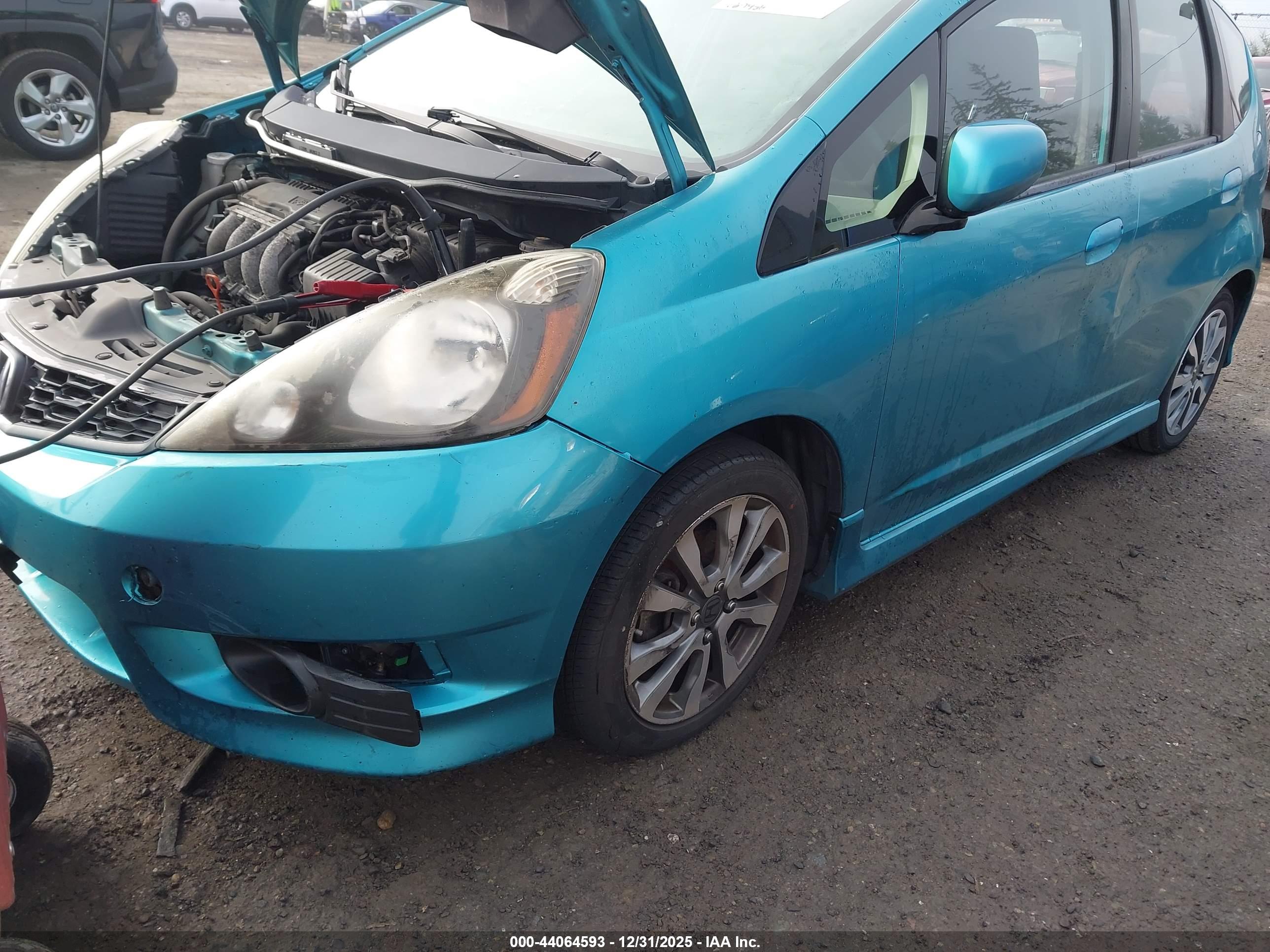 HONDA FIT image 6