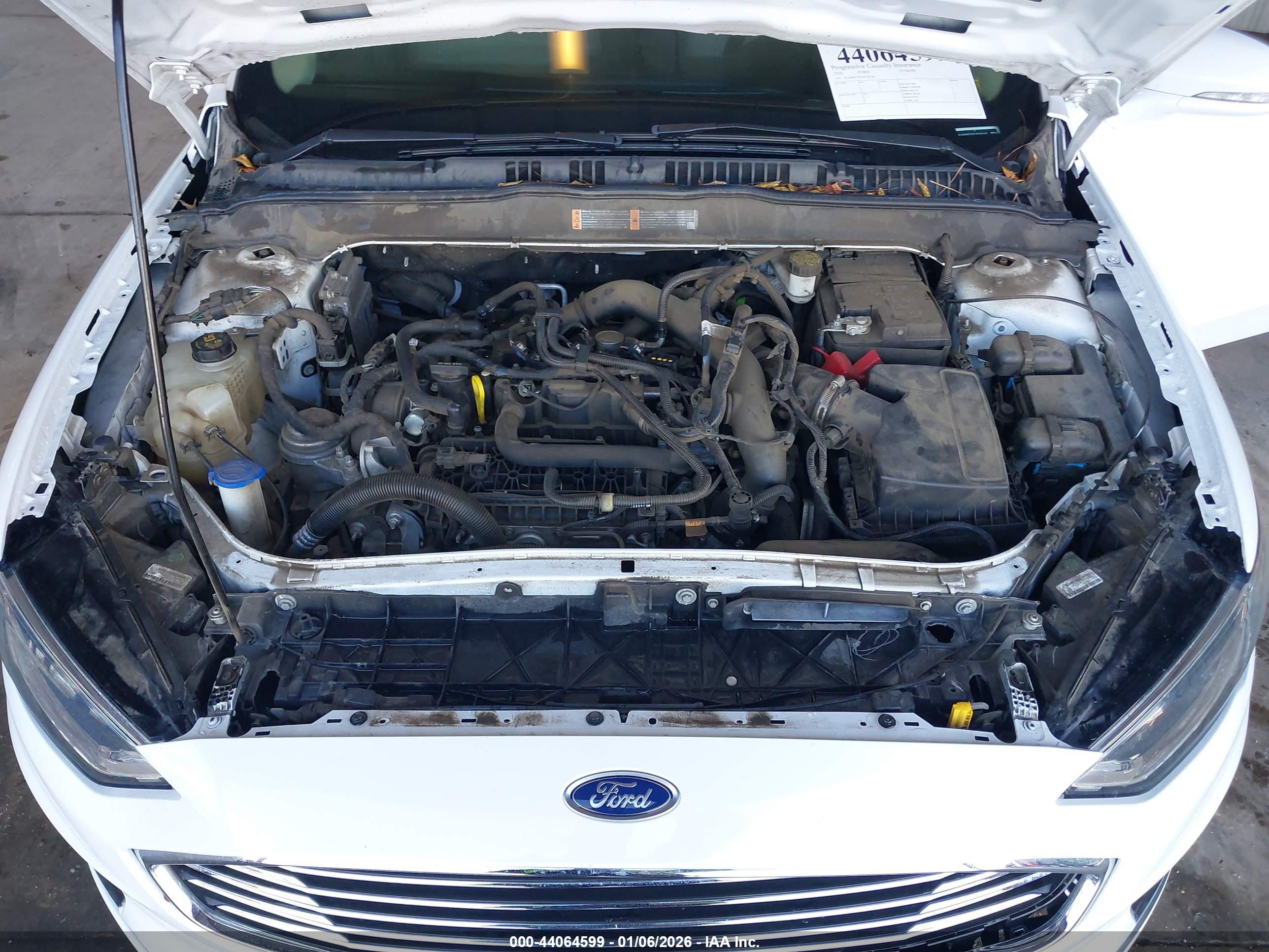 FORD FUSION image 10