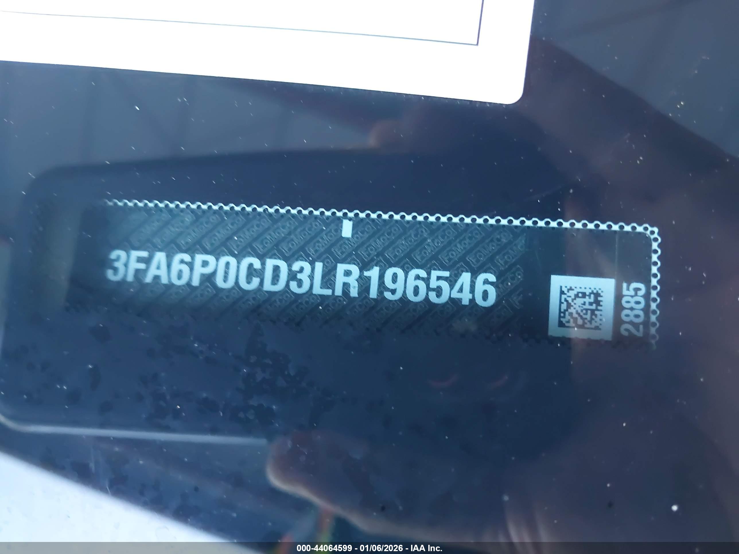 FORD FUSION image 9