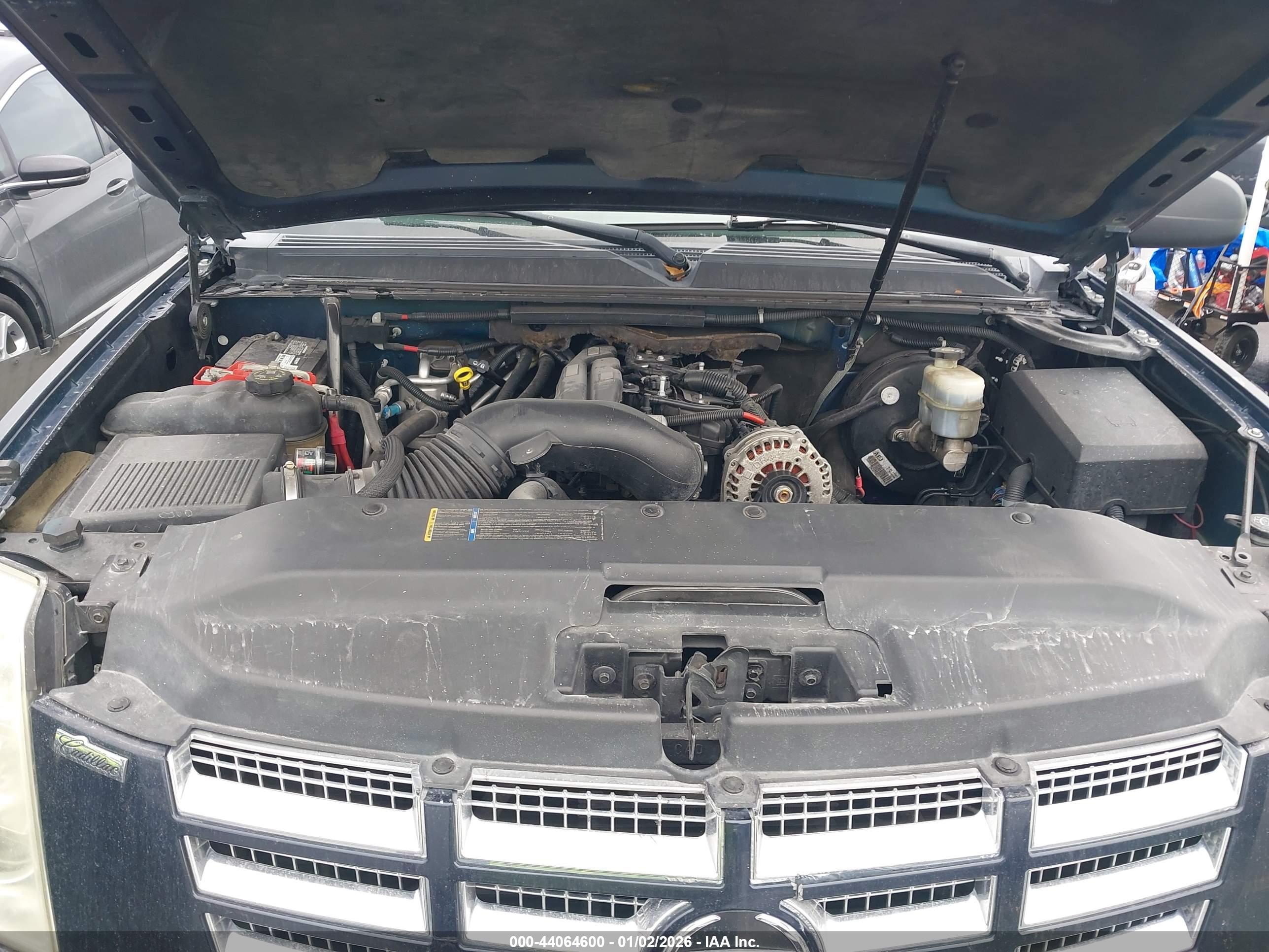 CADILLAC ESCALADE image 10