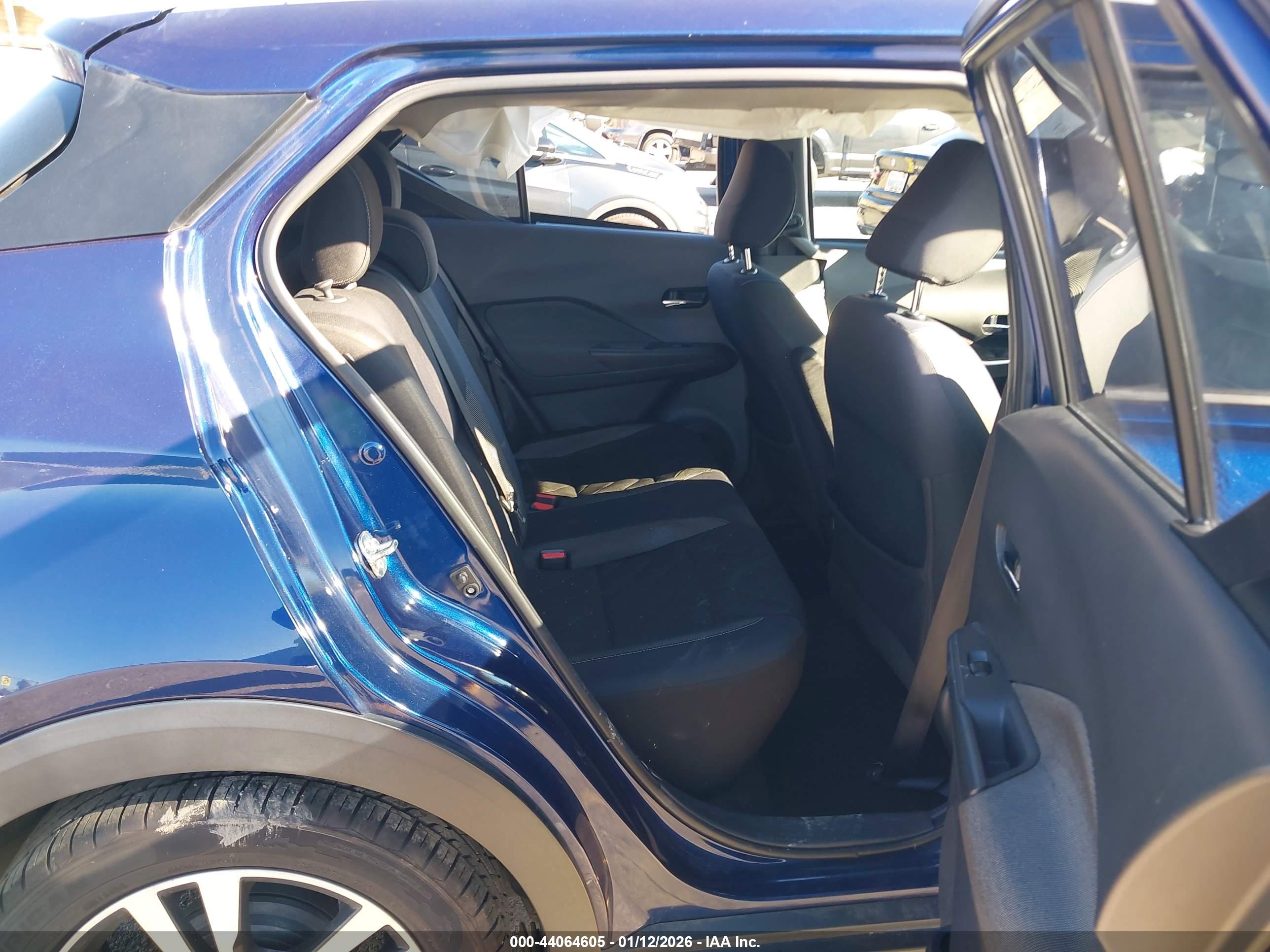 NISSAN KICKS image 8