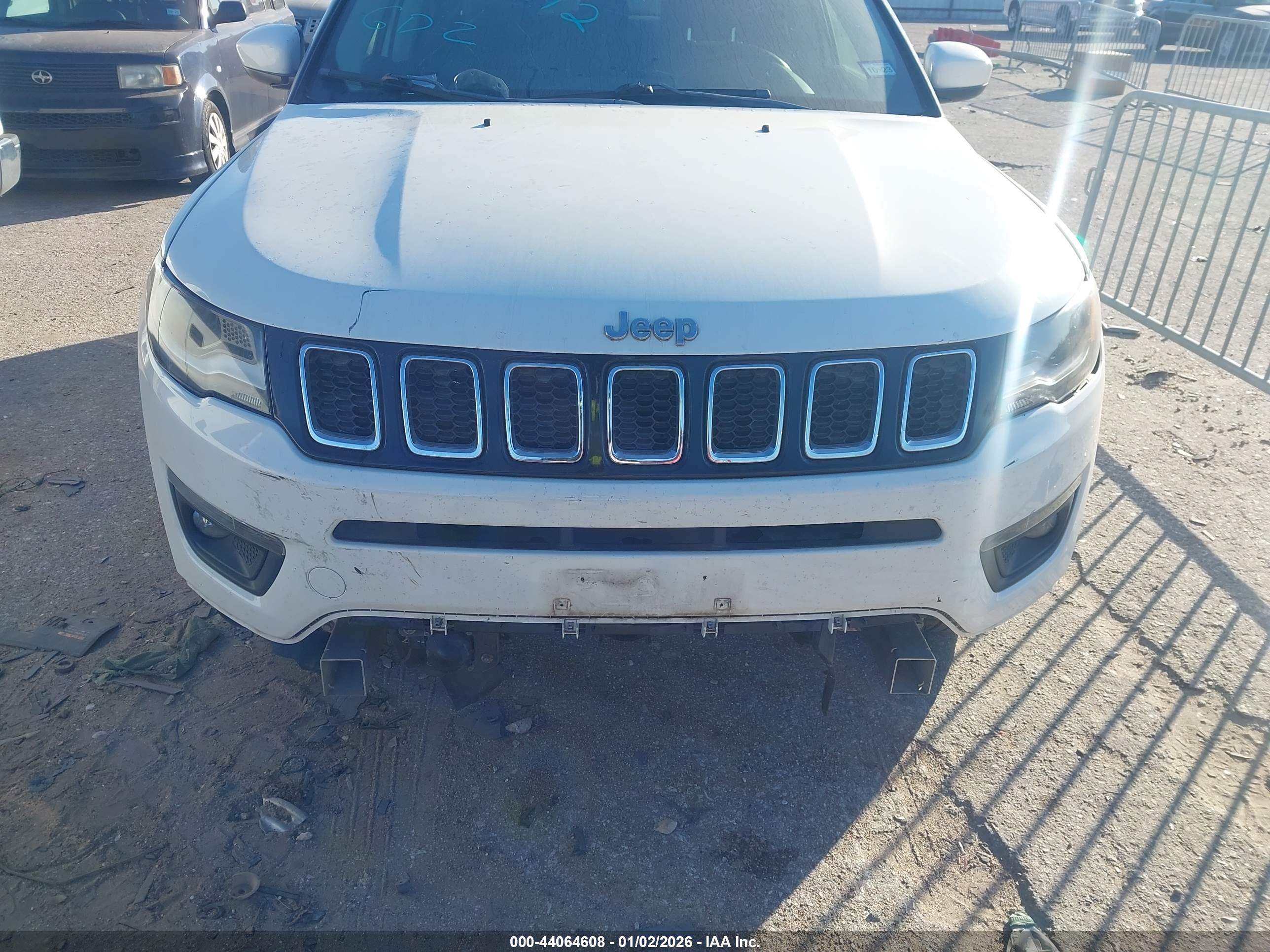 JEEP COMPASS image 6