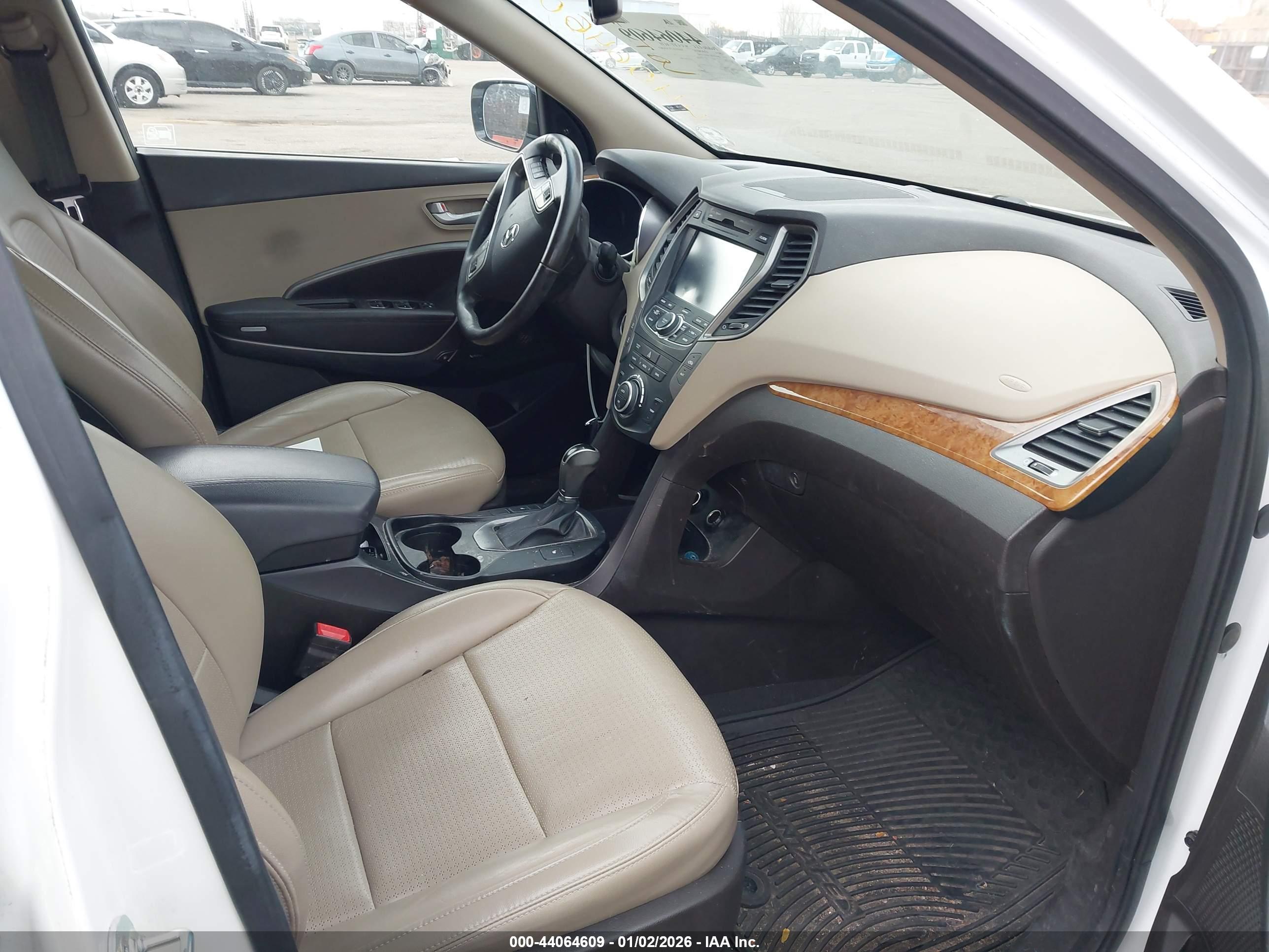 HYUNDAI SANTA image 5
