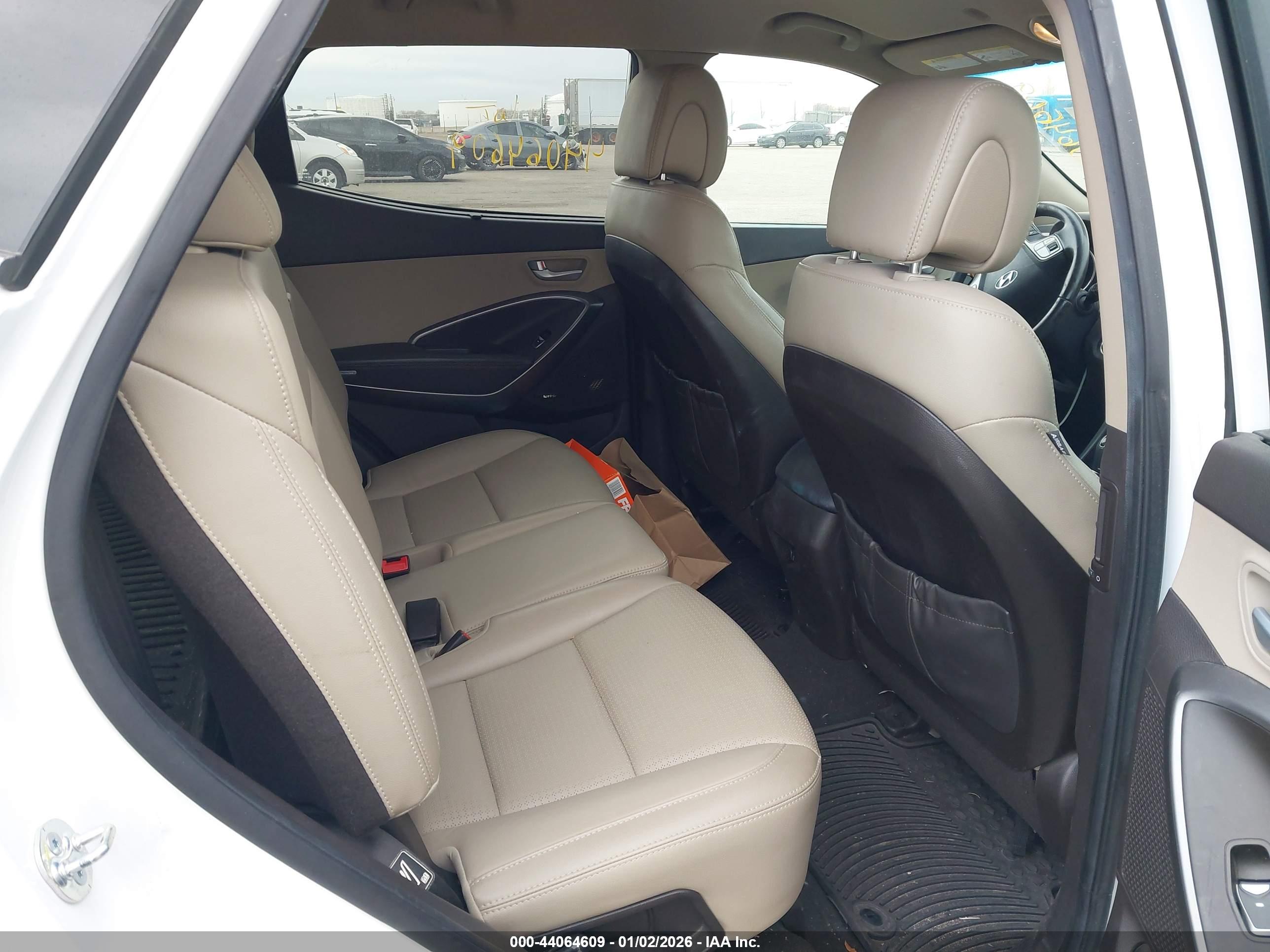 HYUNDAI SANTA image 8