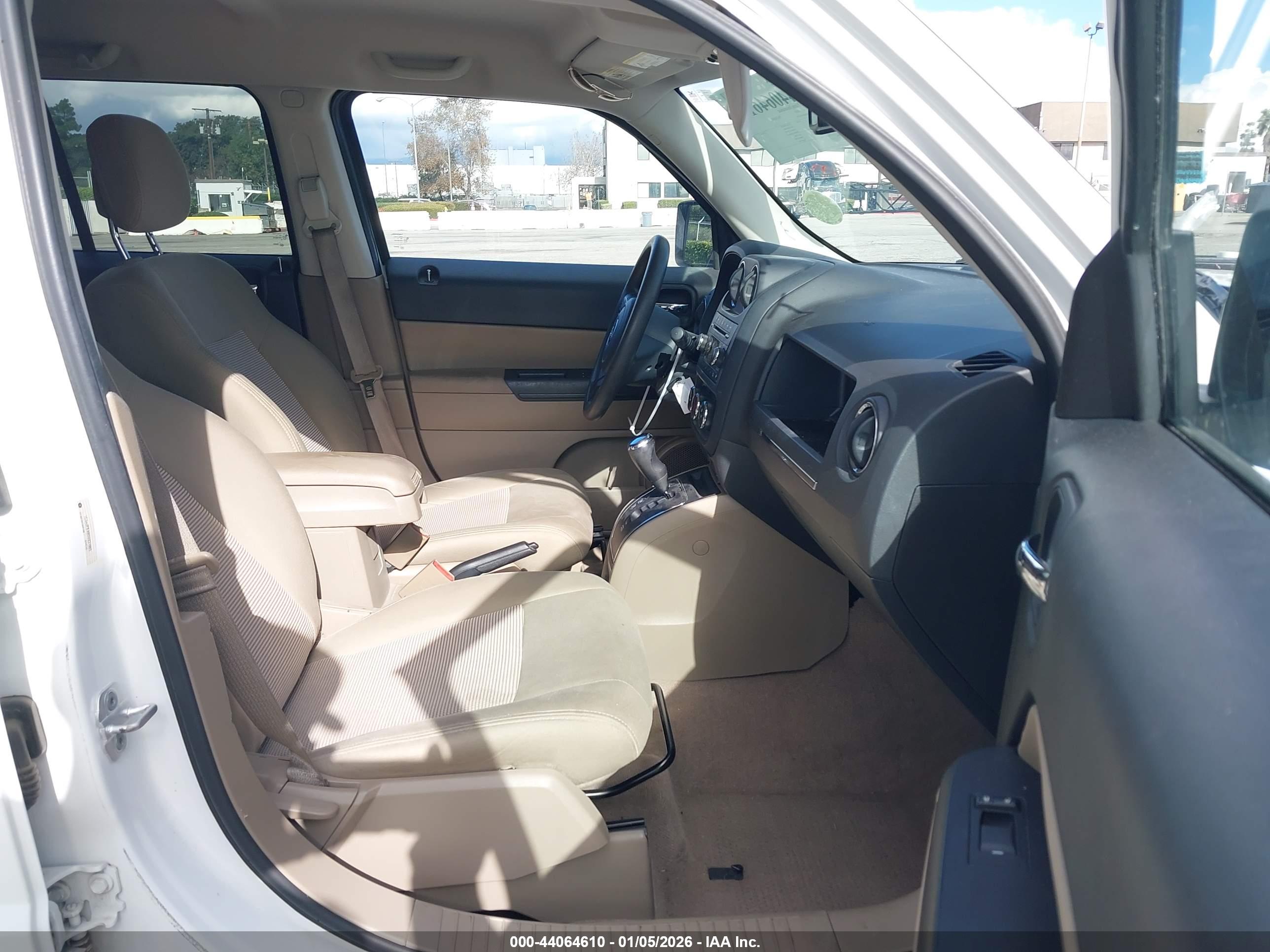 JEEP PATRIOT image 5