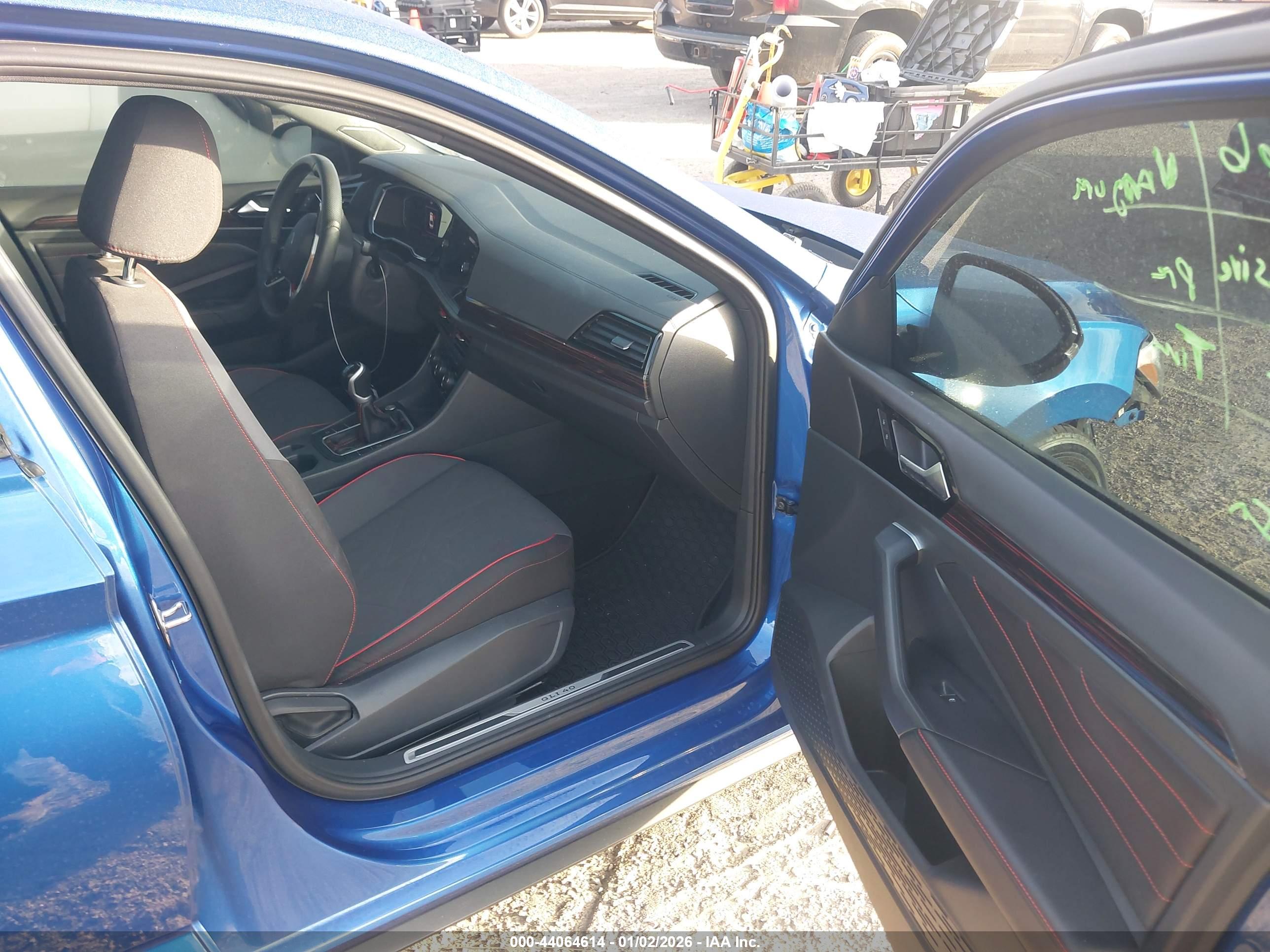 VOLKSWAGEN JETTA image 5