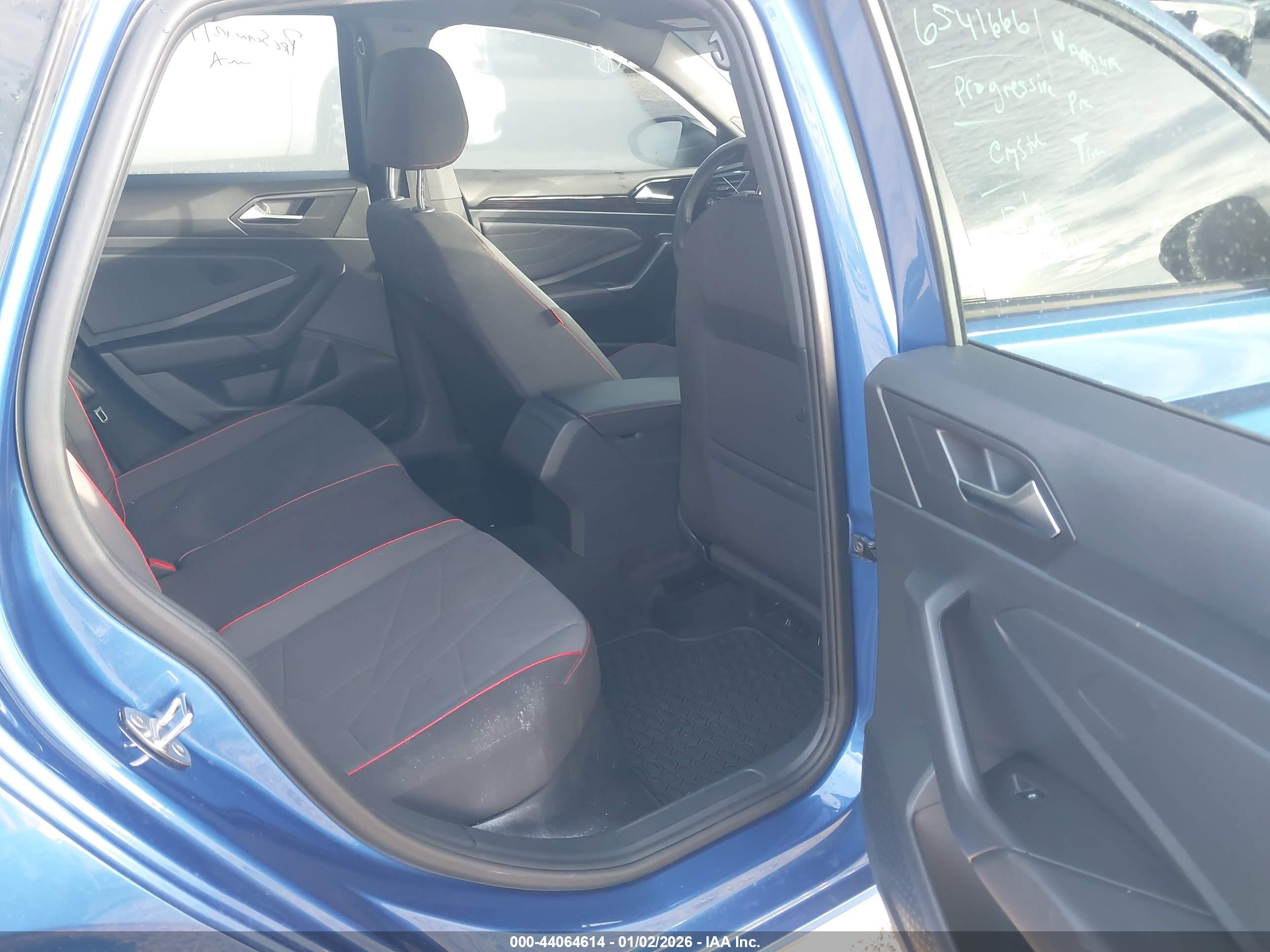 VOLKSWAGEN JETTA image 8
