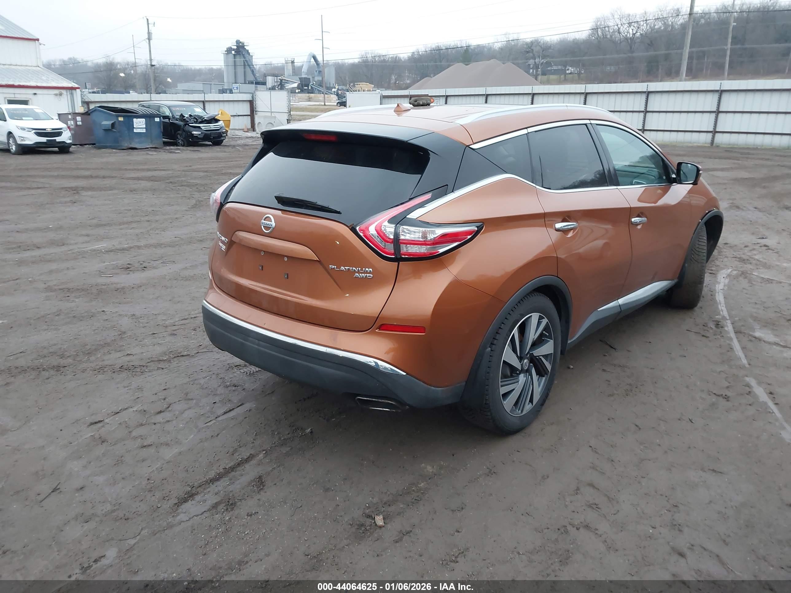NISSAN MURANO image 4