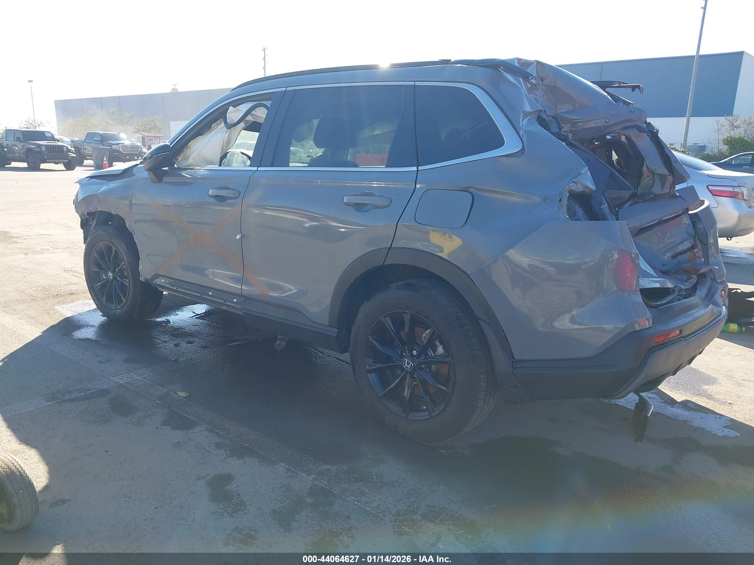 HONDA CR-V image 3