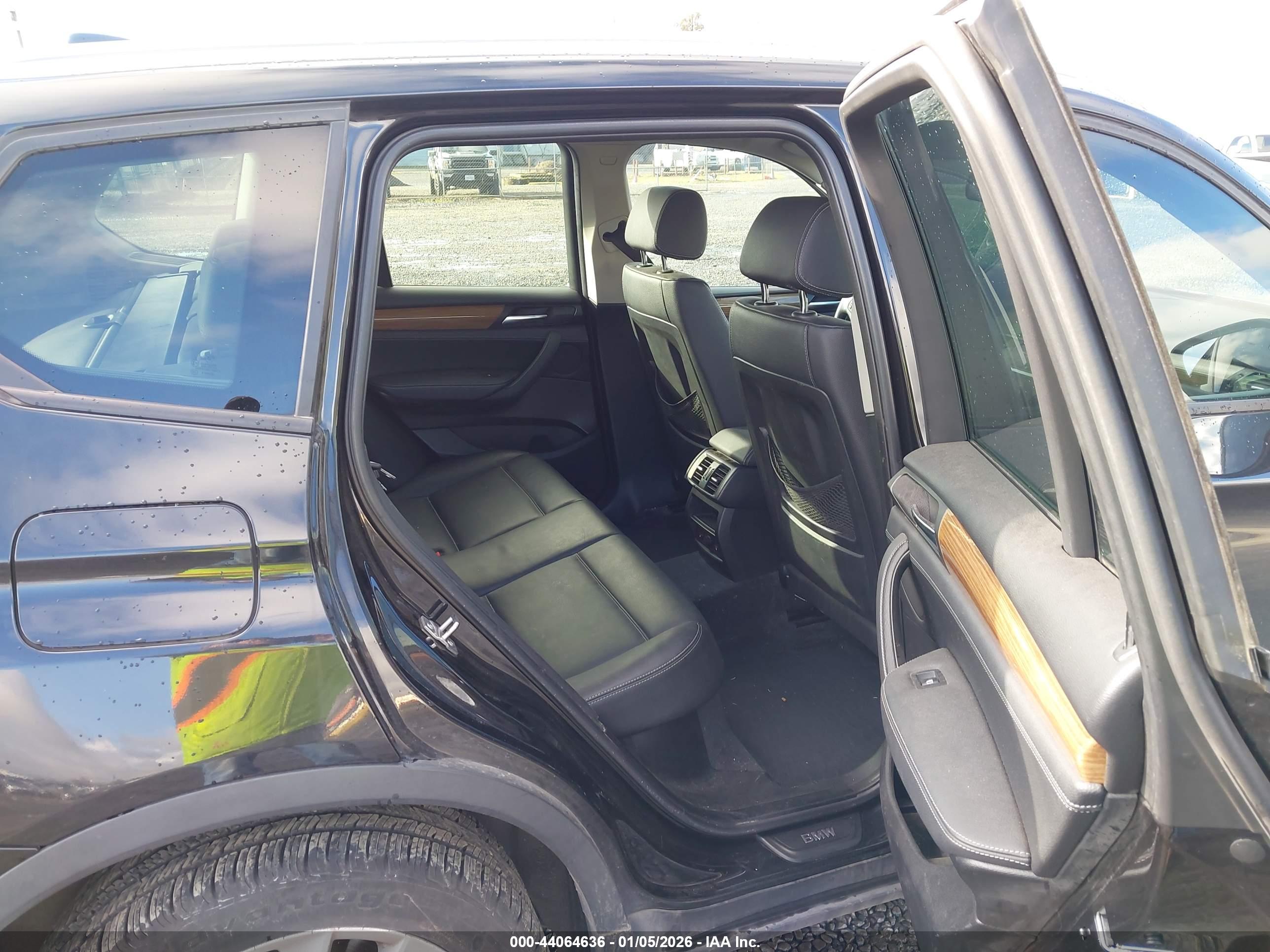 BMW X3 image 8