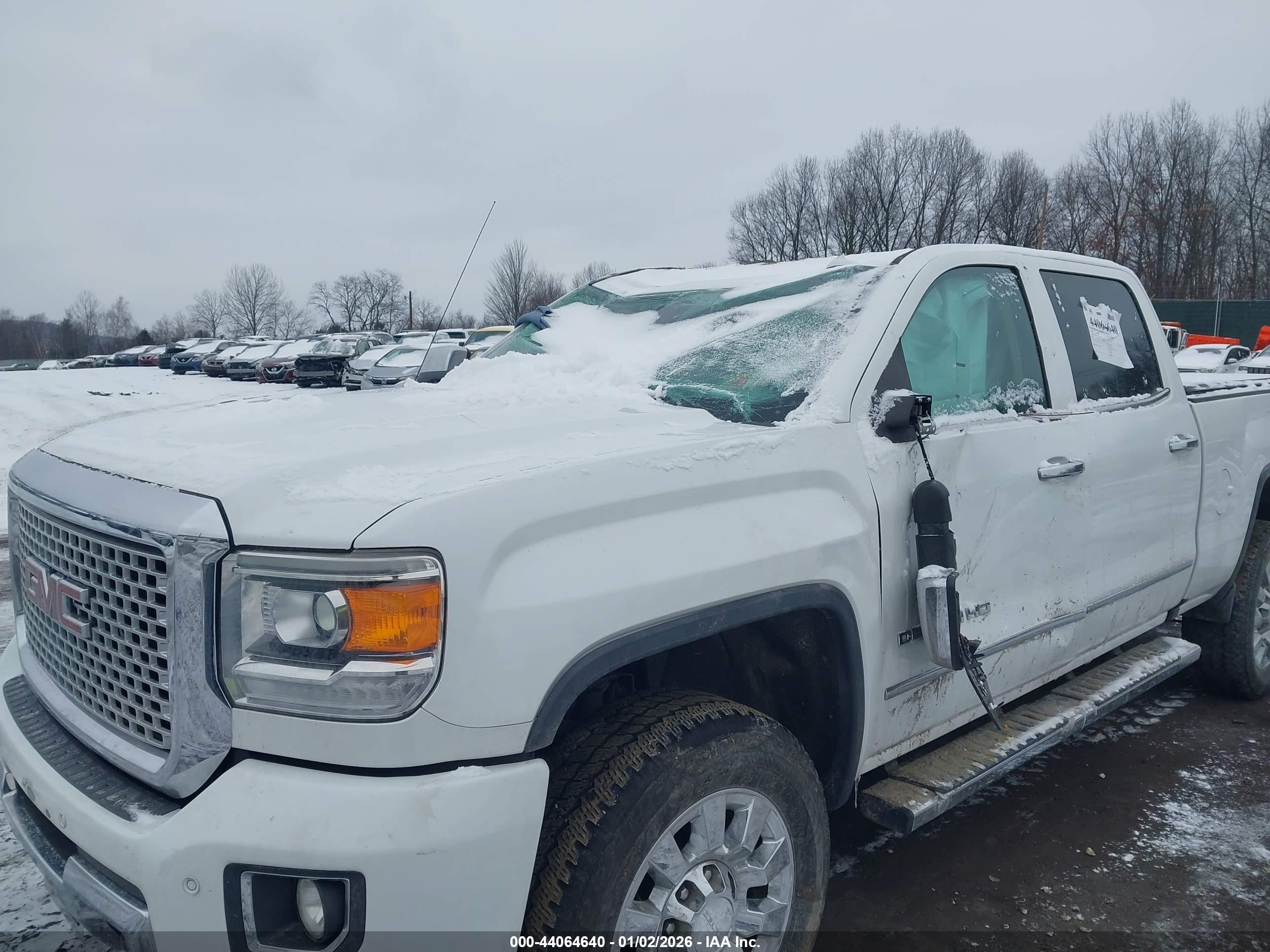 GMC SIERRA image 6