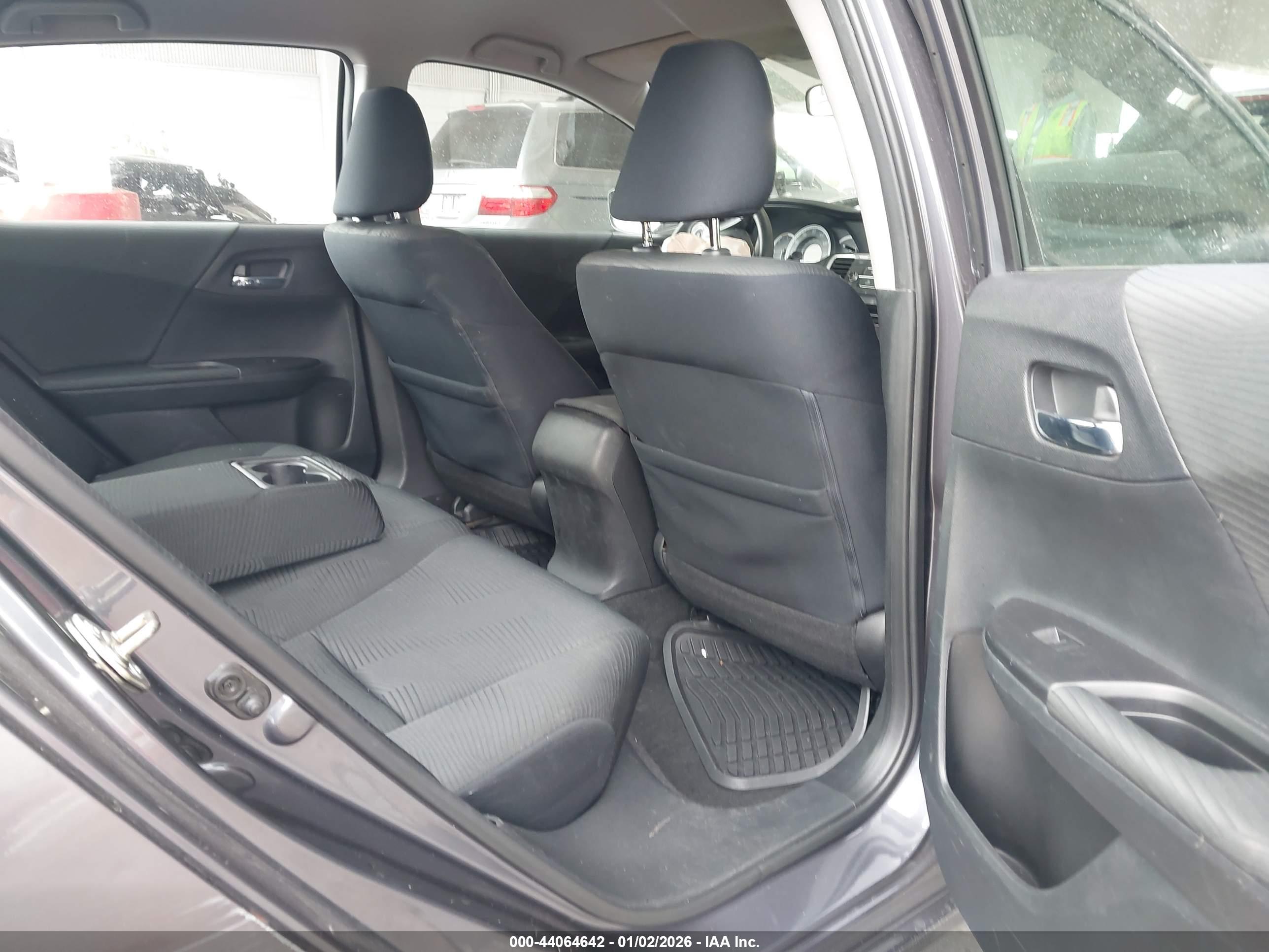 HONDA ACCORD image 8