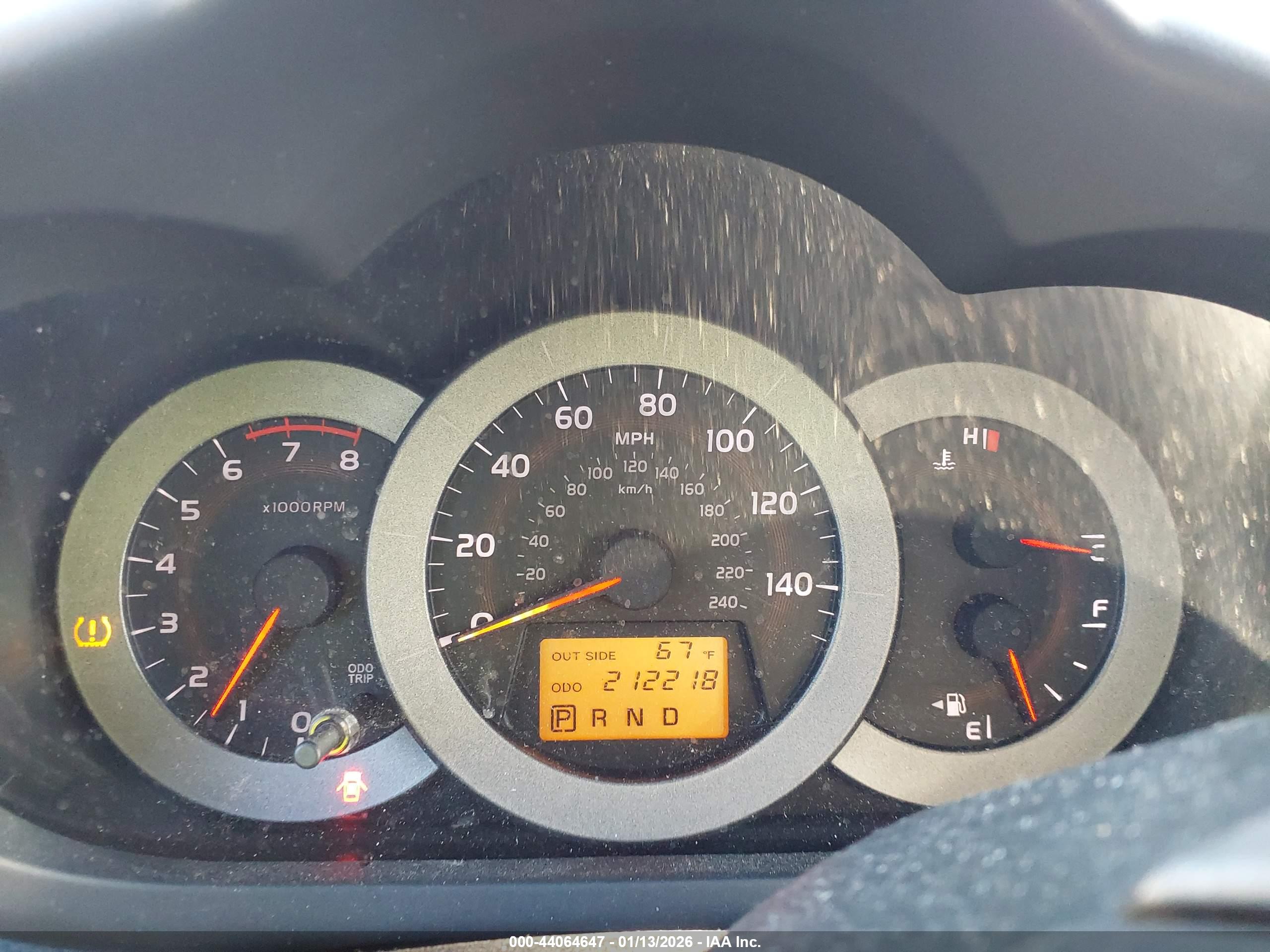 TOYOTA RAV4 image 7
