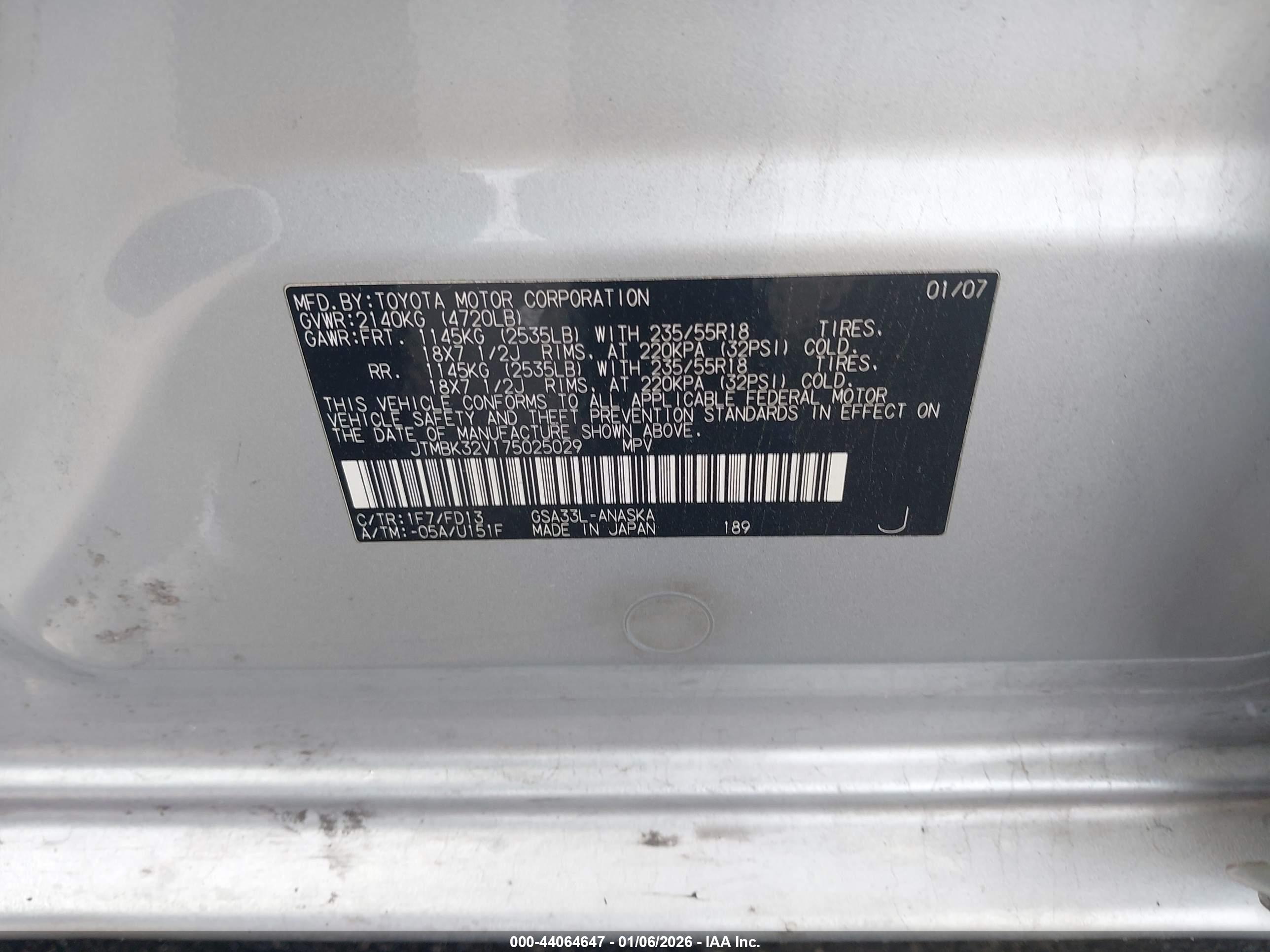 TOYOTA RAV4 image 9