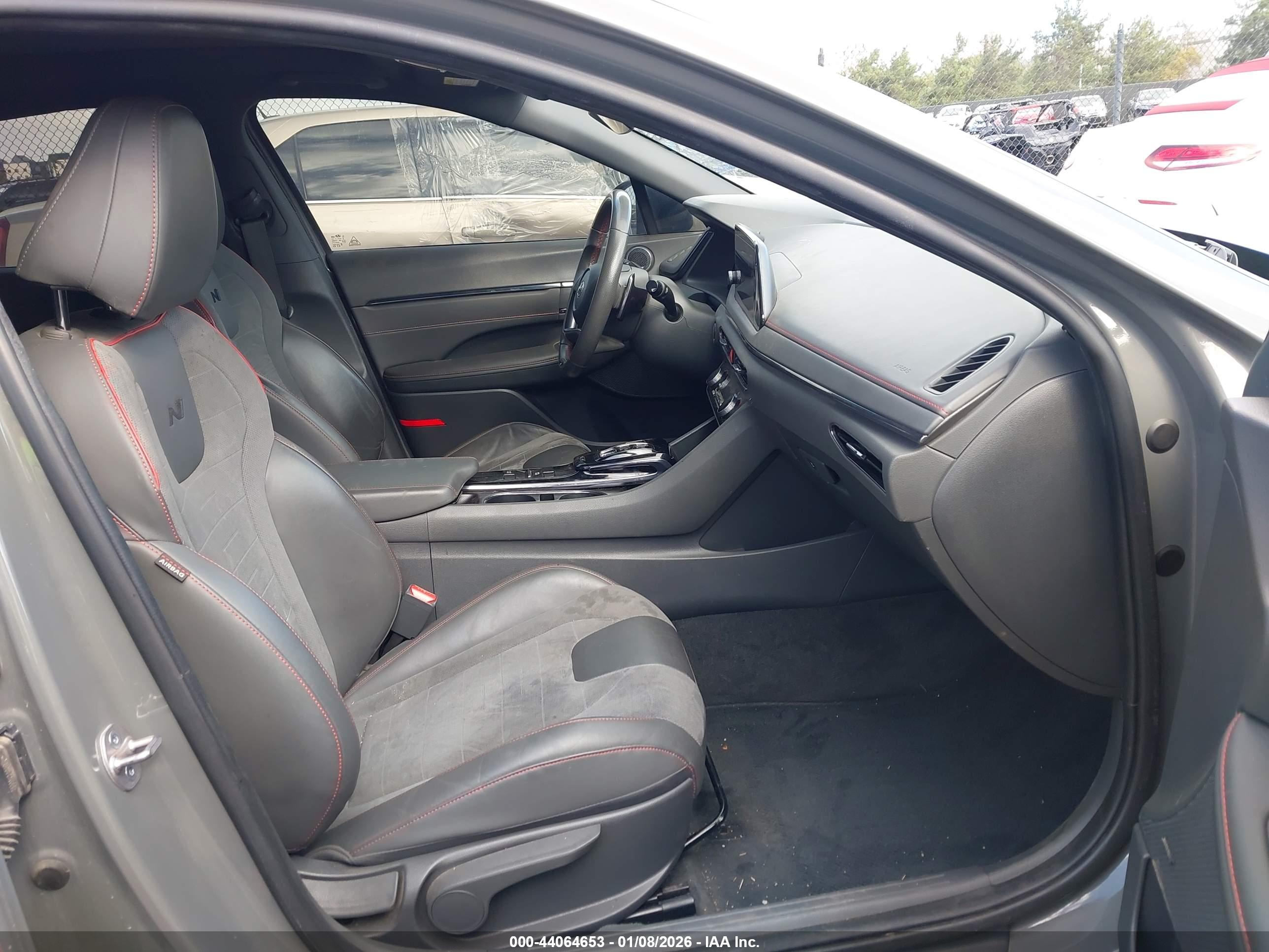 HYUNDAI SONATA image 5
