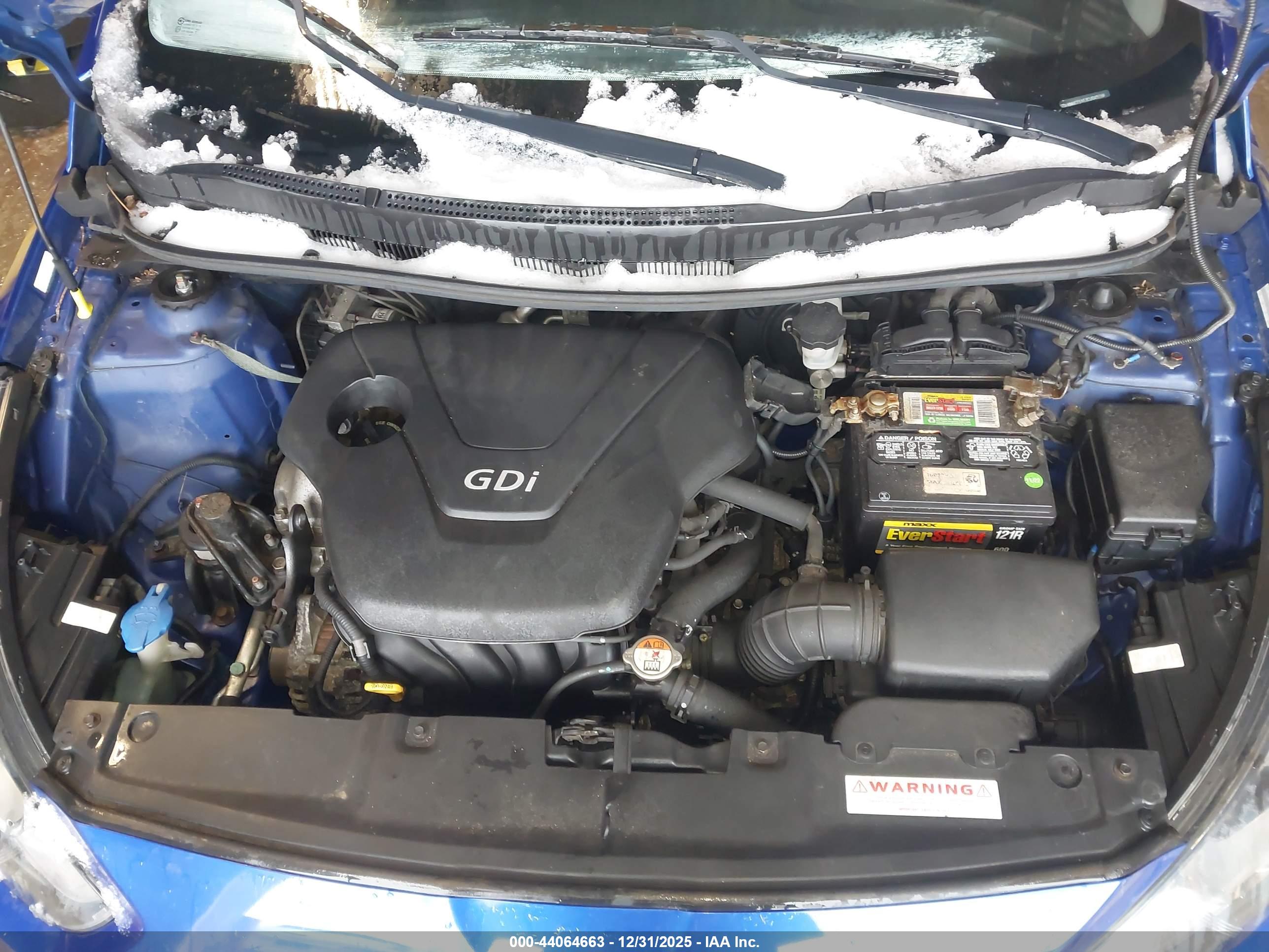 HYUNDAI ACCENT image 10