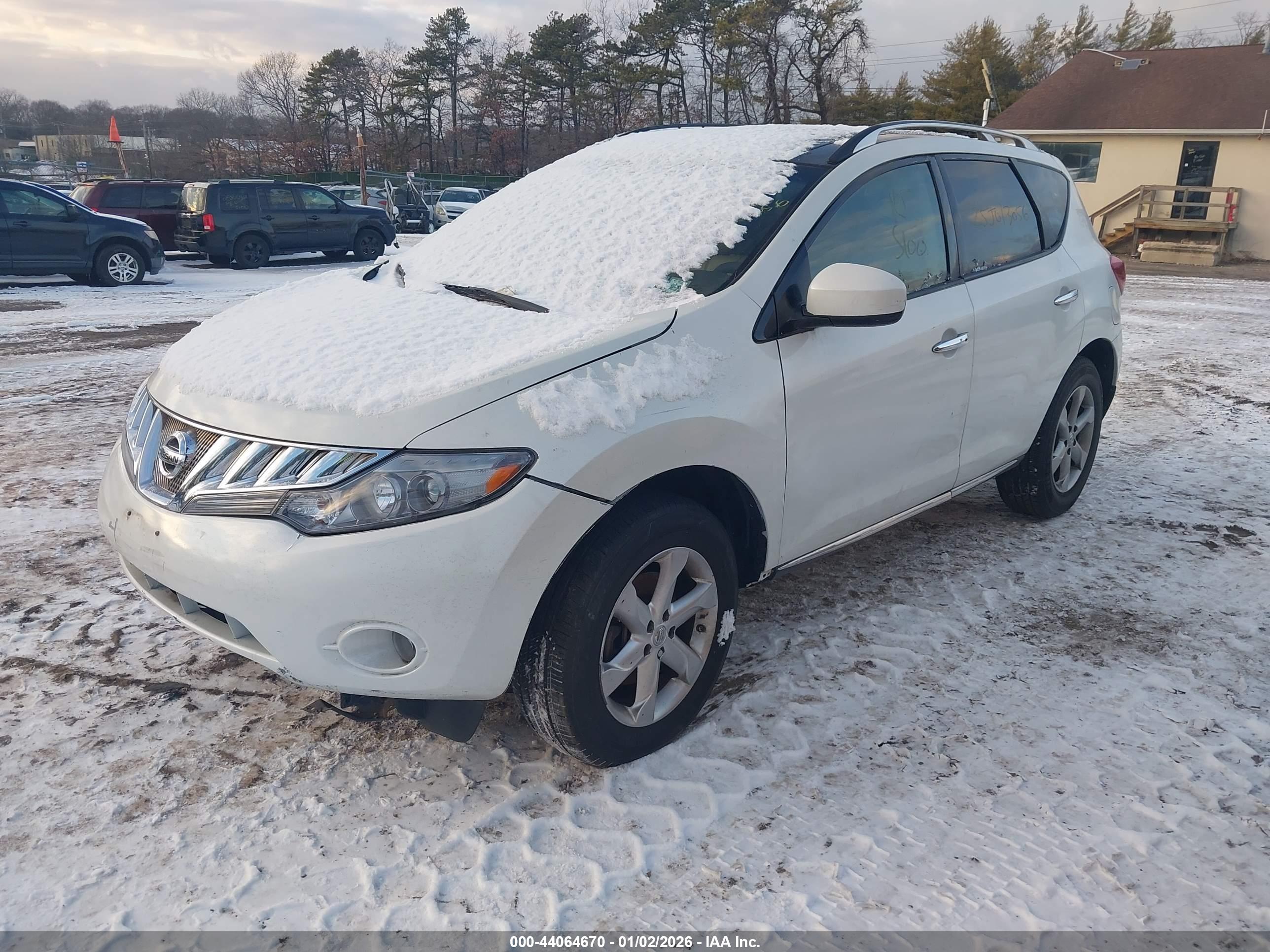 NISSAN MURANO image 2