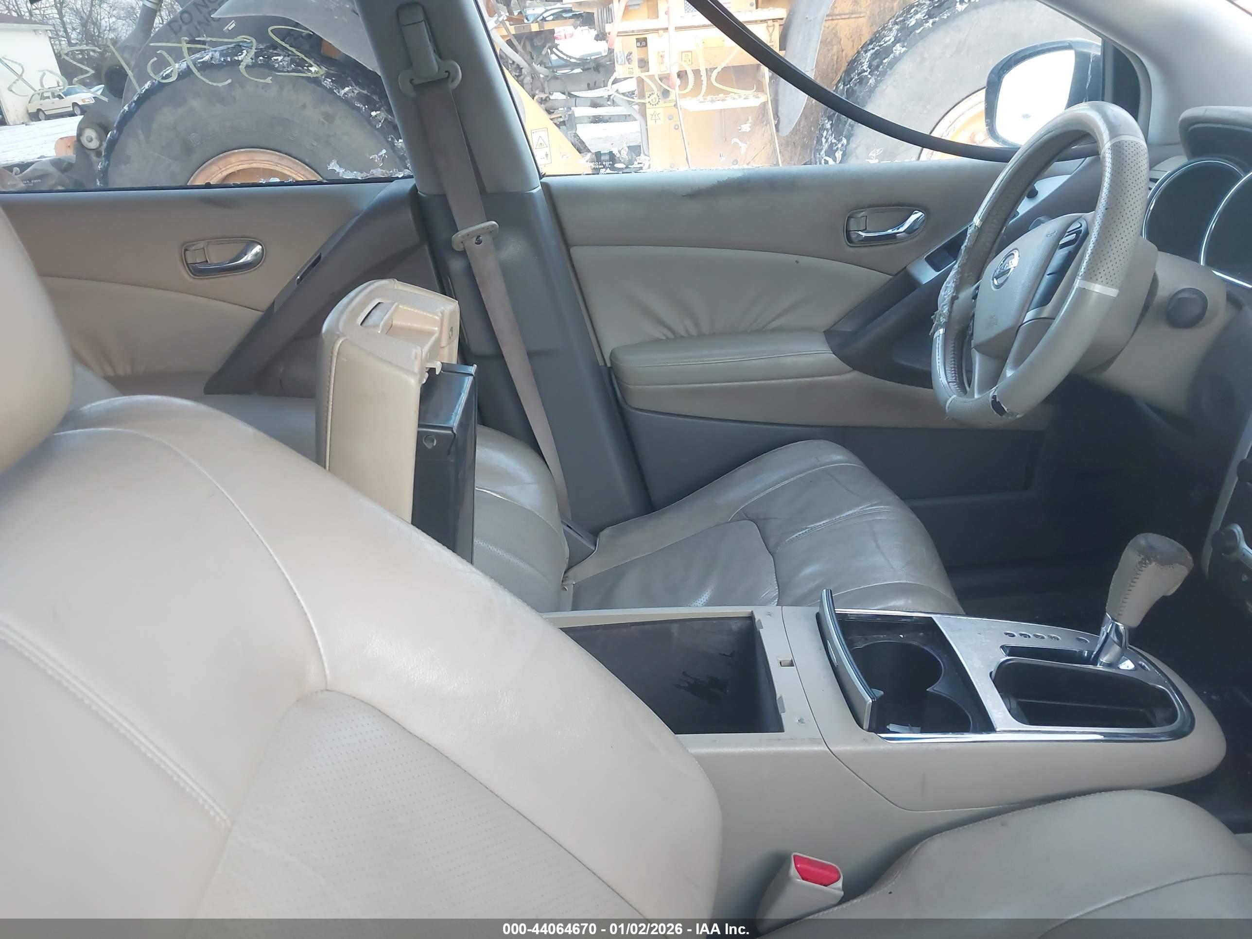 NISSAN MURANO image 5
