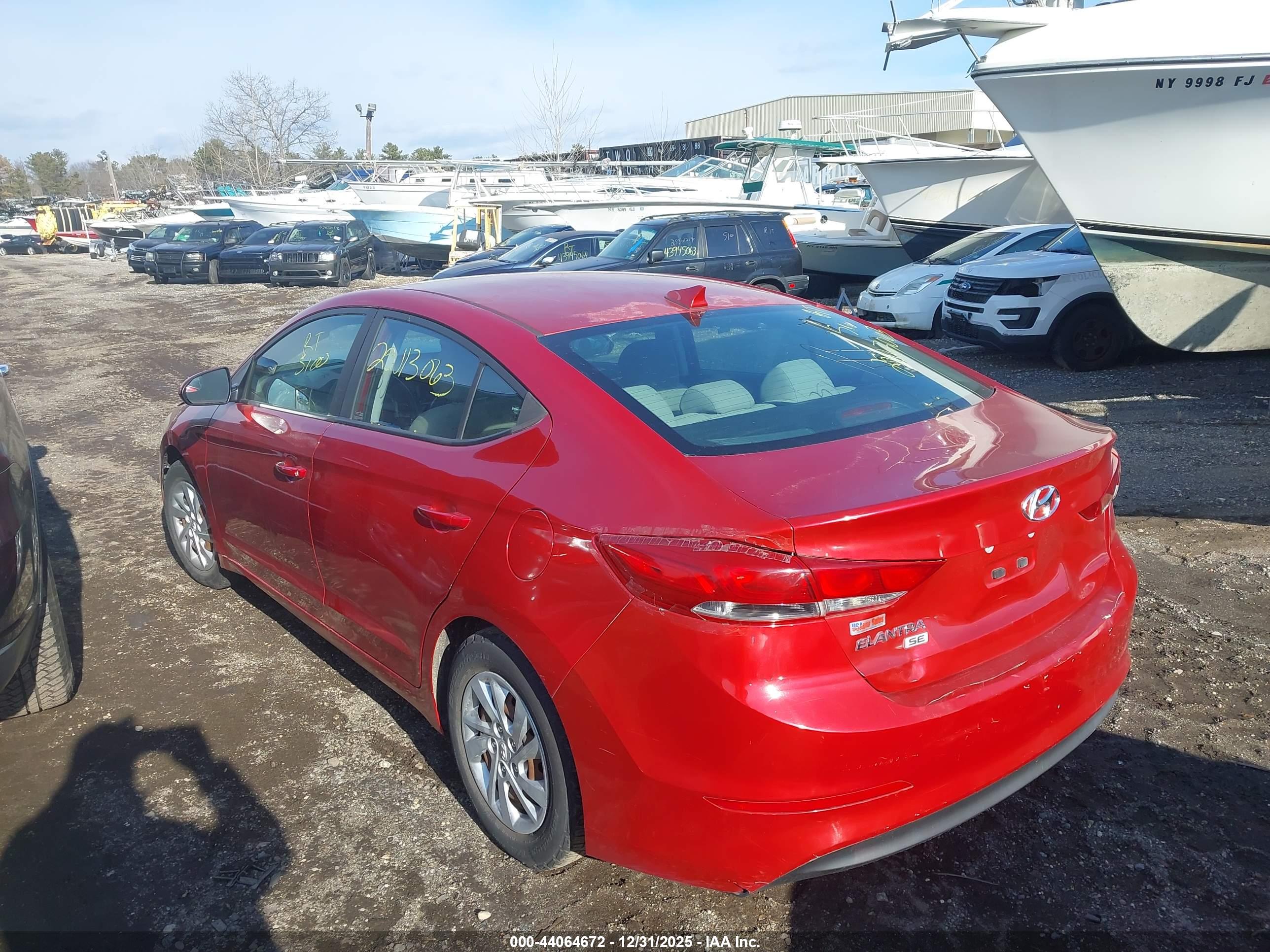 HYUNDAI ELANTRA image 3