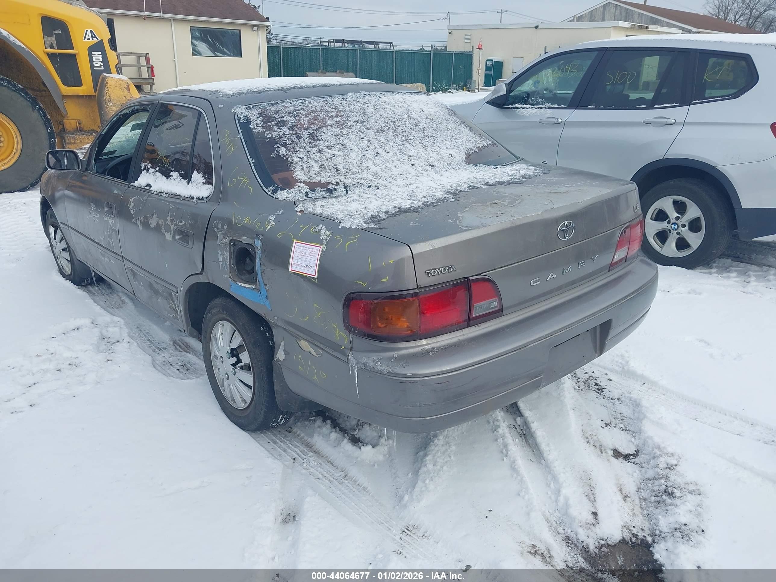 TOYOTA CAMRY image 3