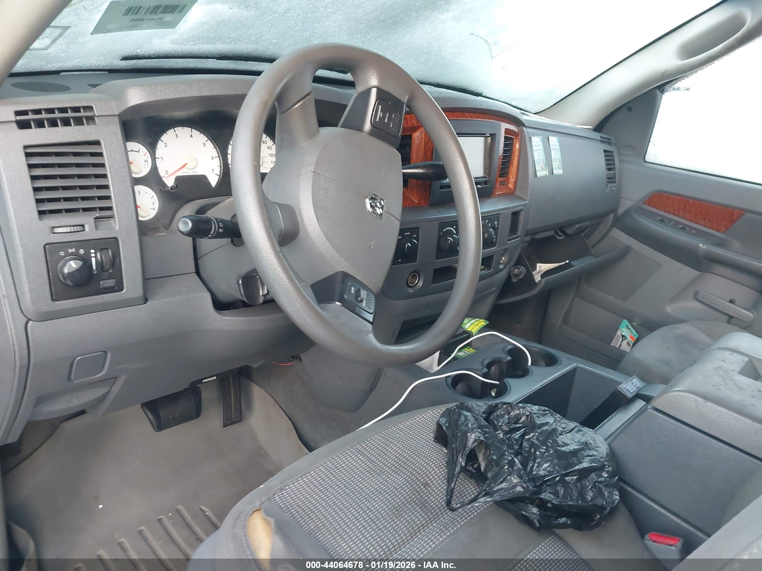DODGE RAM image 5