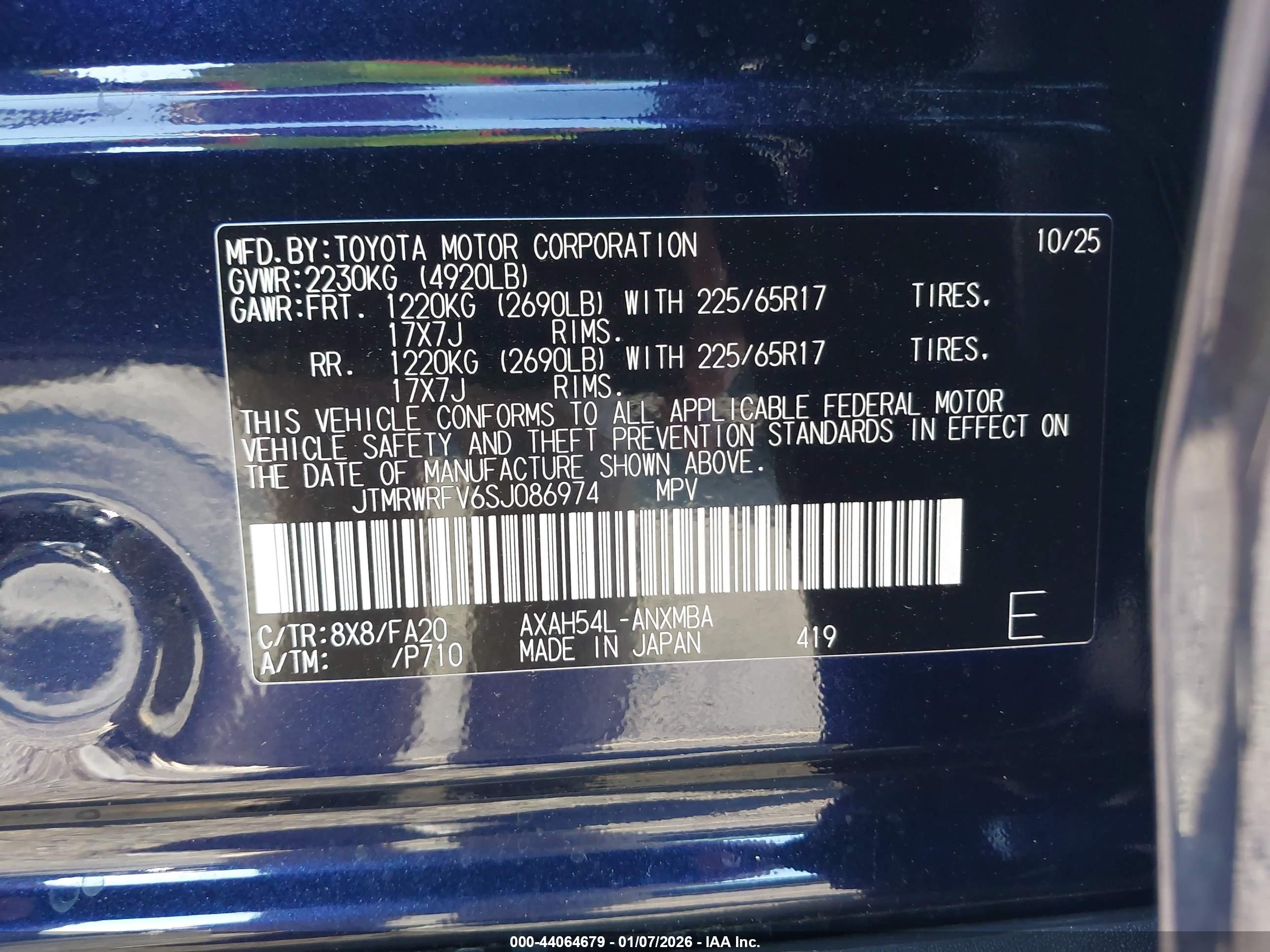 TOYOTA RAV4 image 9