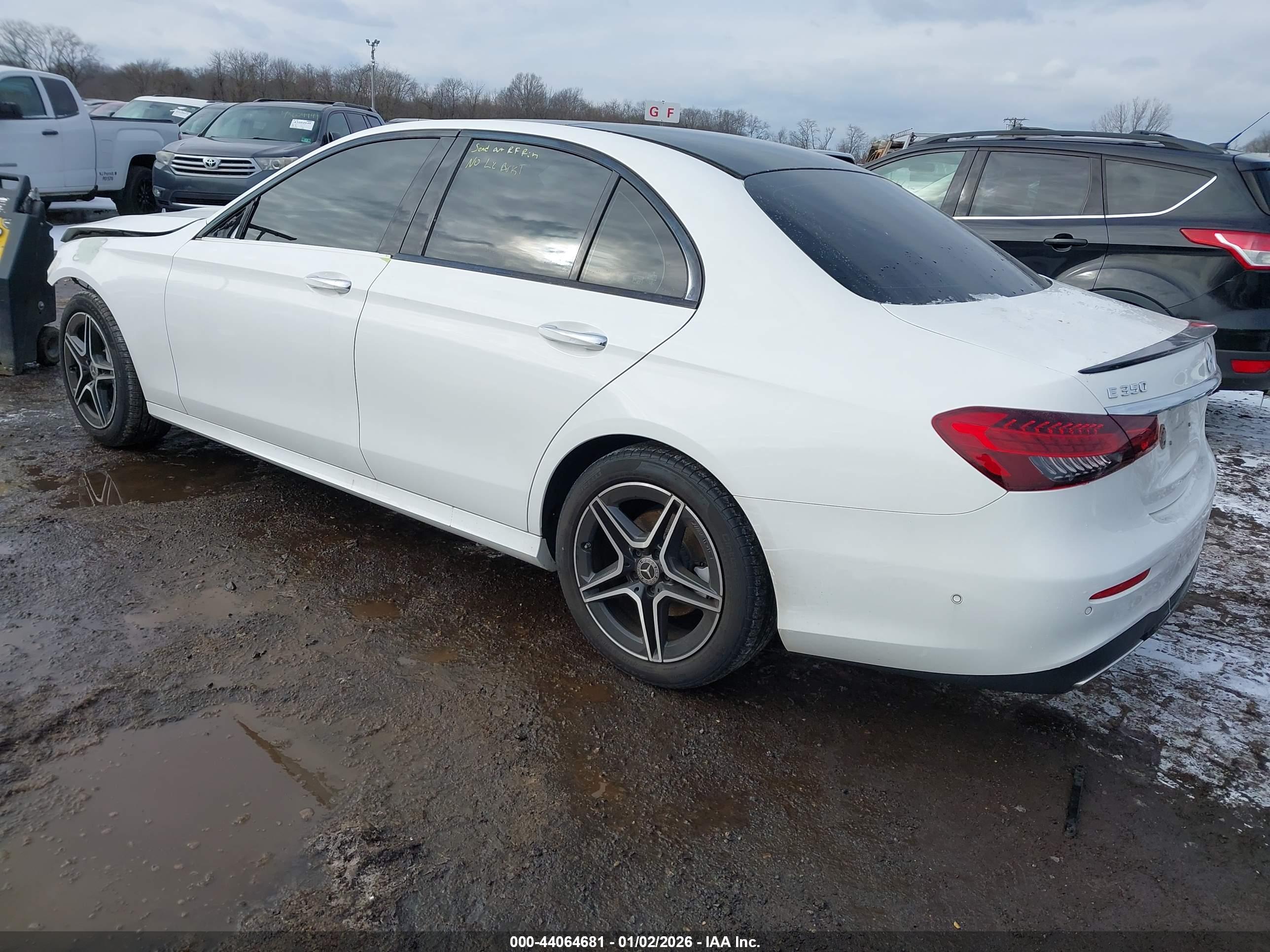 MERCEDES-BENZ E image 3