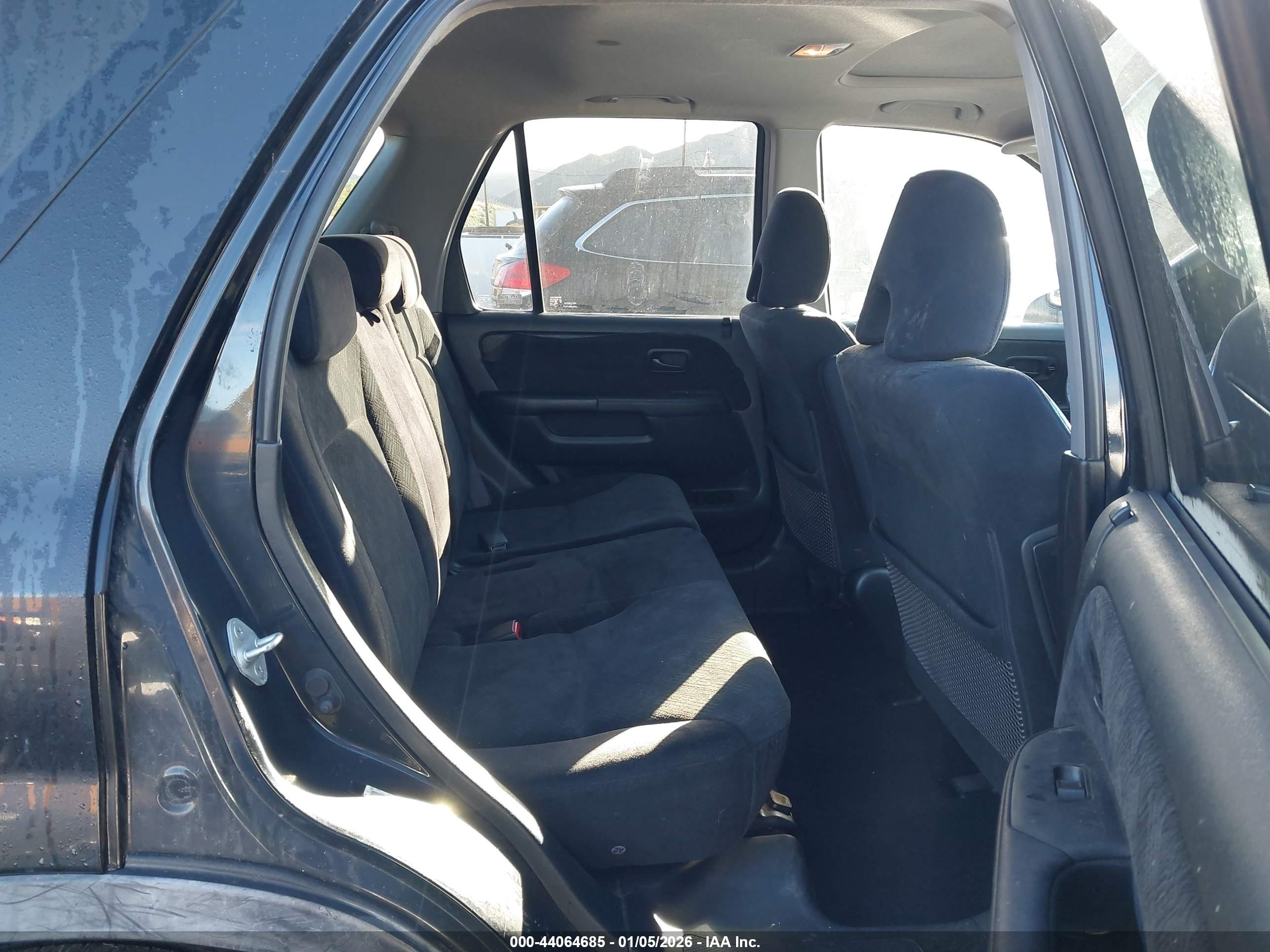 HONDA CR-V image 8