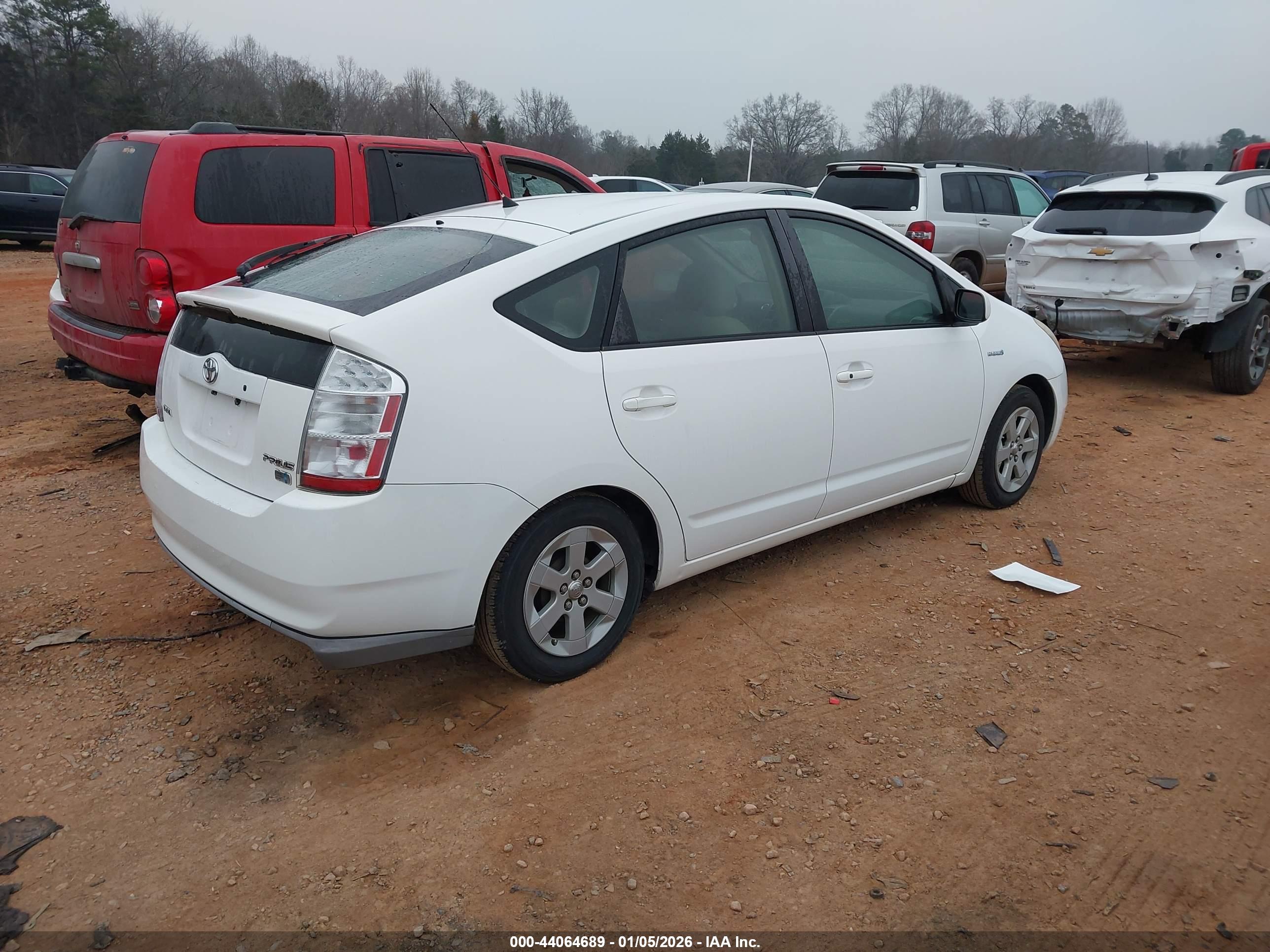 TOYOTA PRIUS image 4