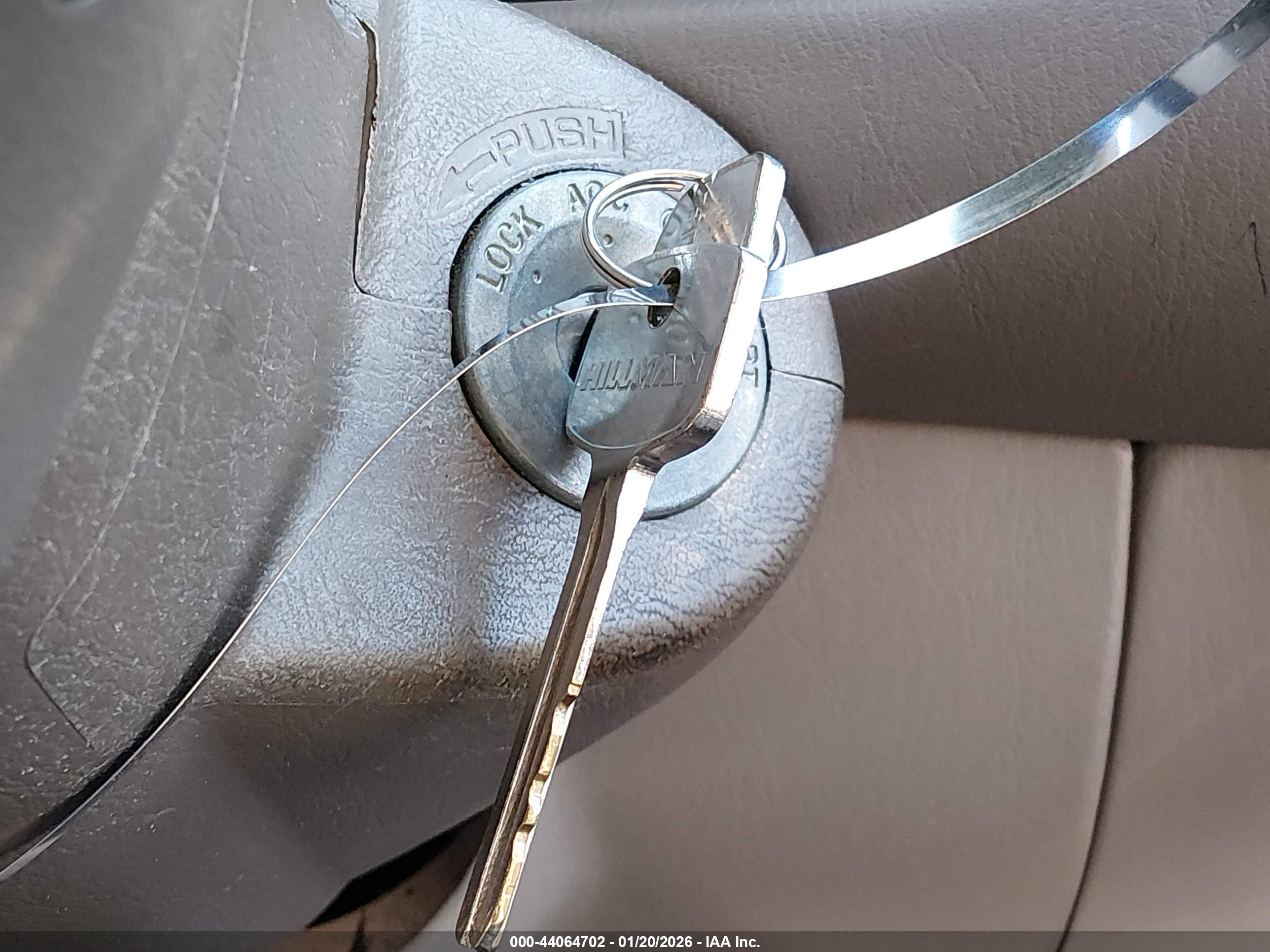TOYOTA COROLLA image 11