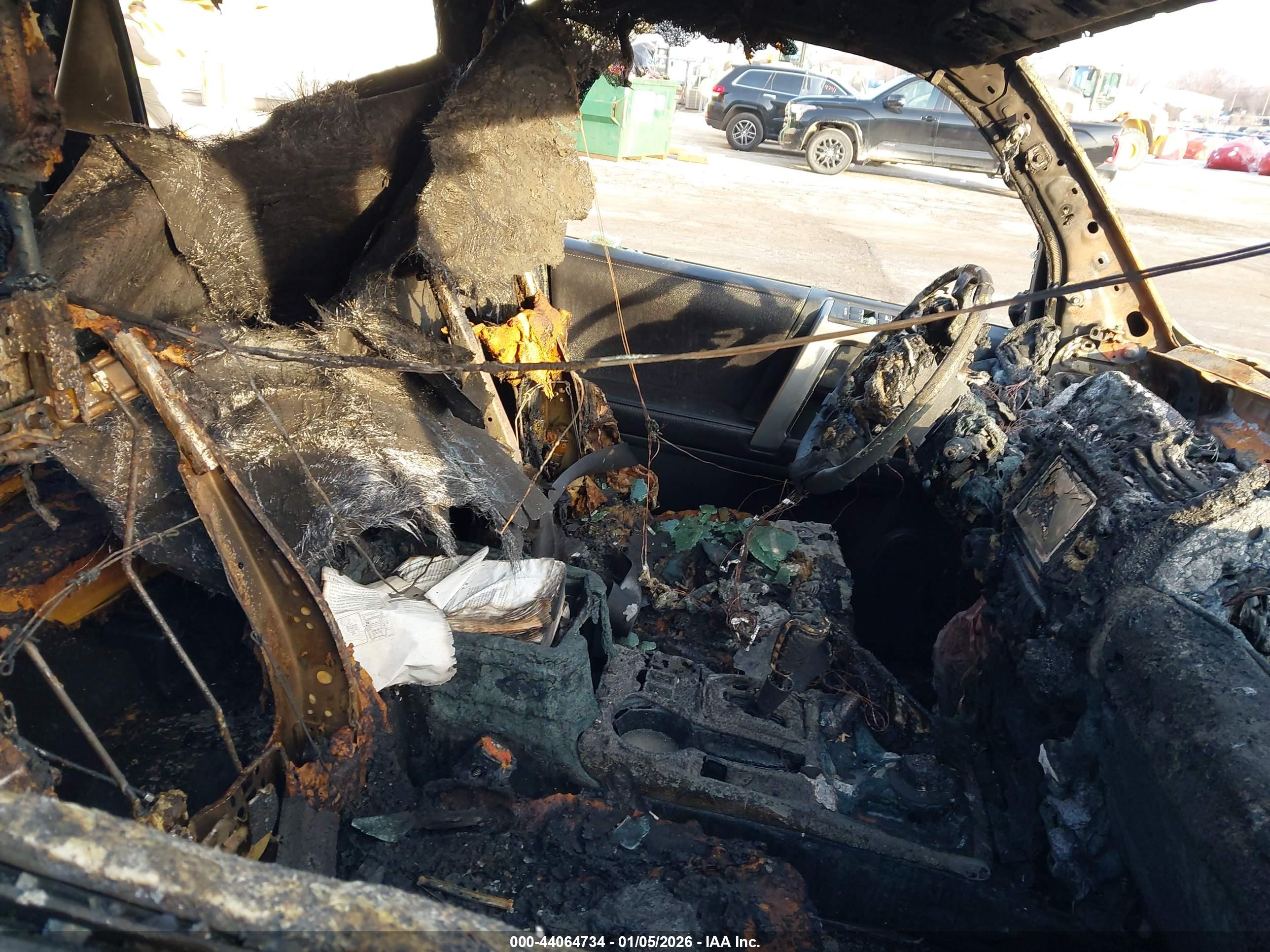 TOYOTA 4RUNNER image 5