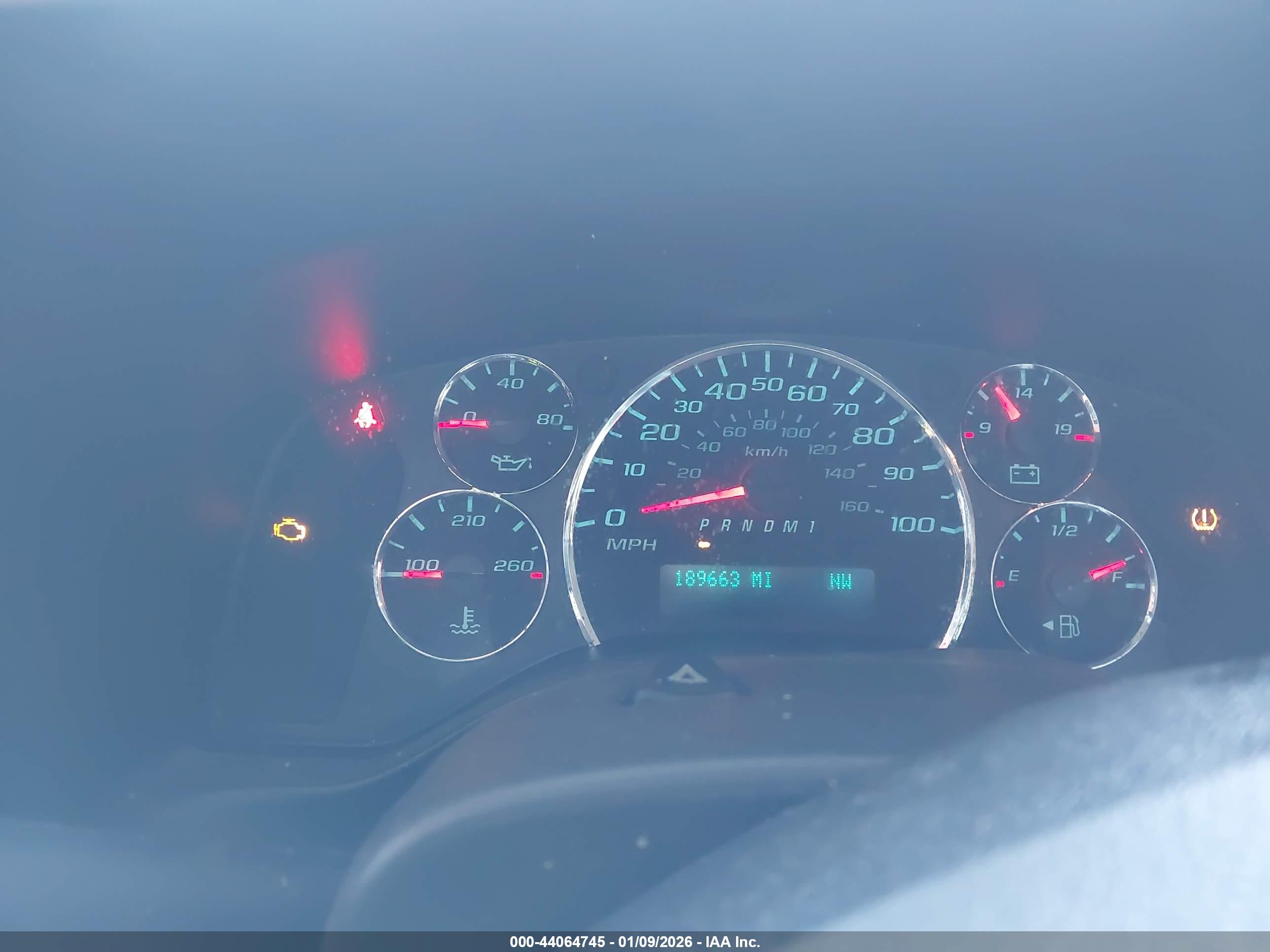 CHEVROLET EXPRESS image 7