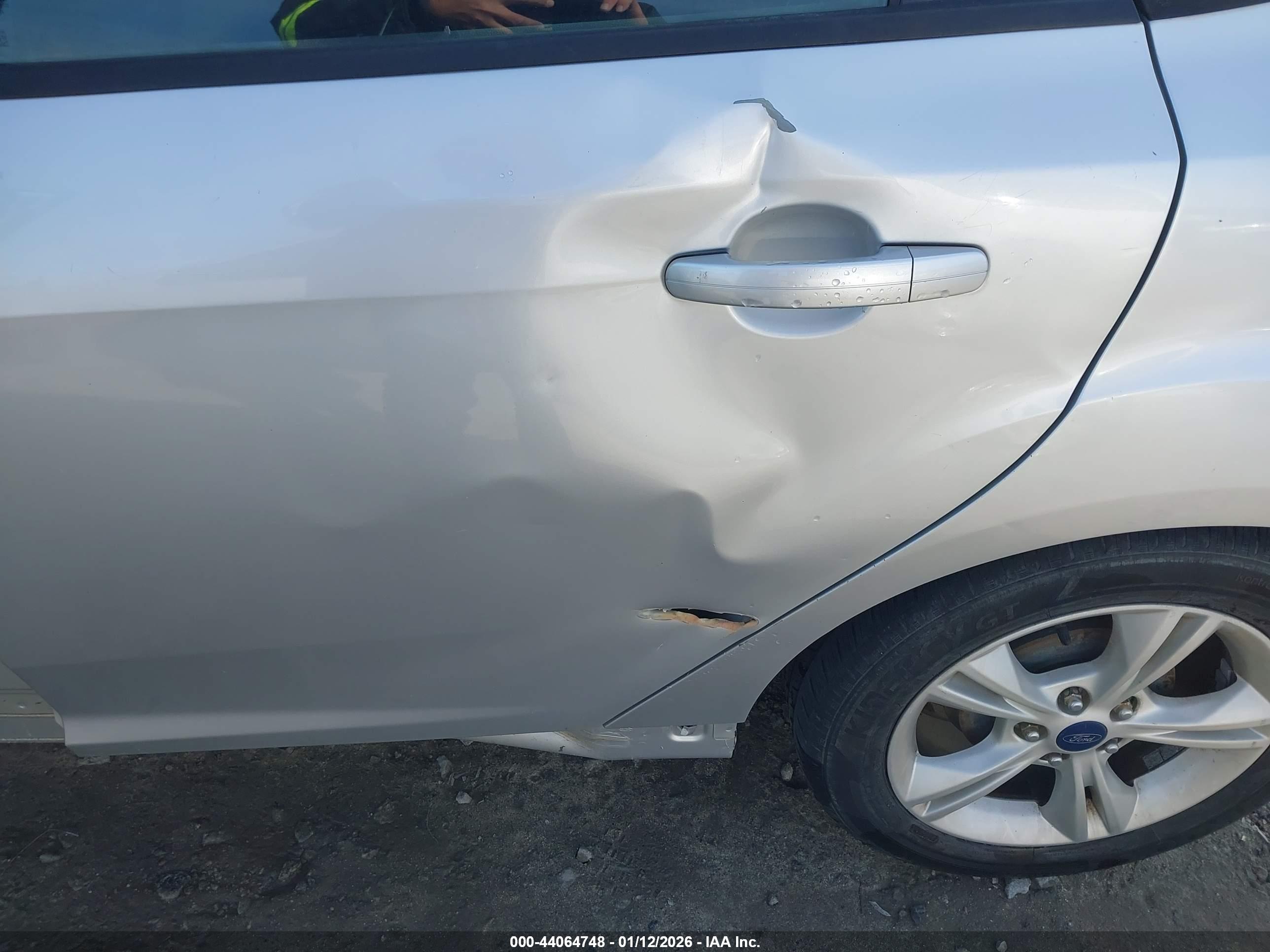 FORD FOCUS image 6