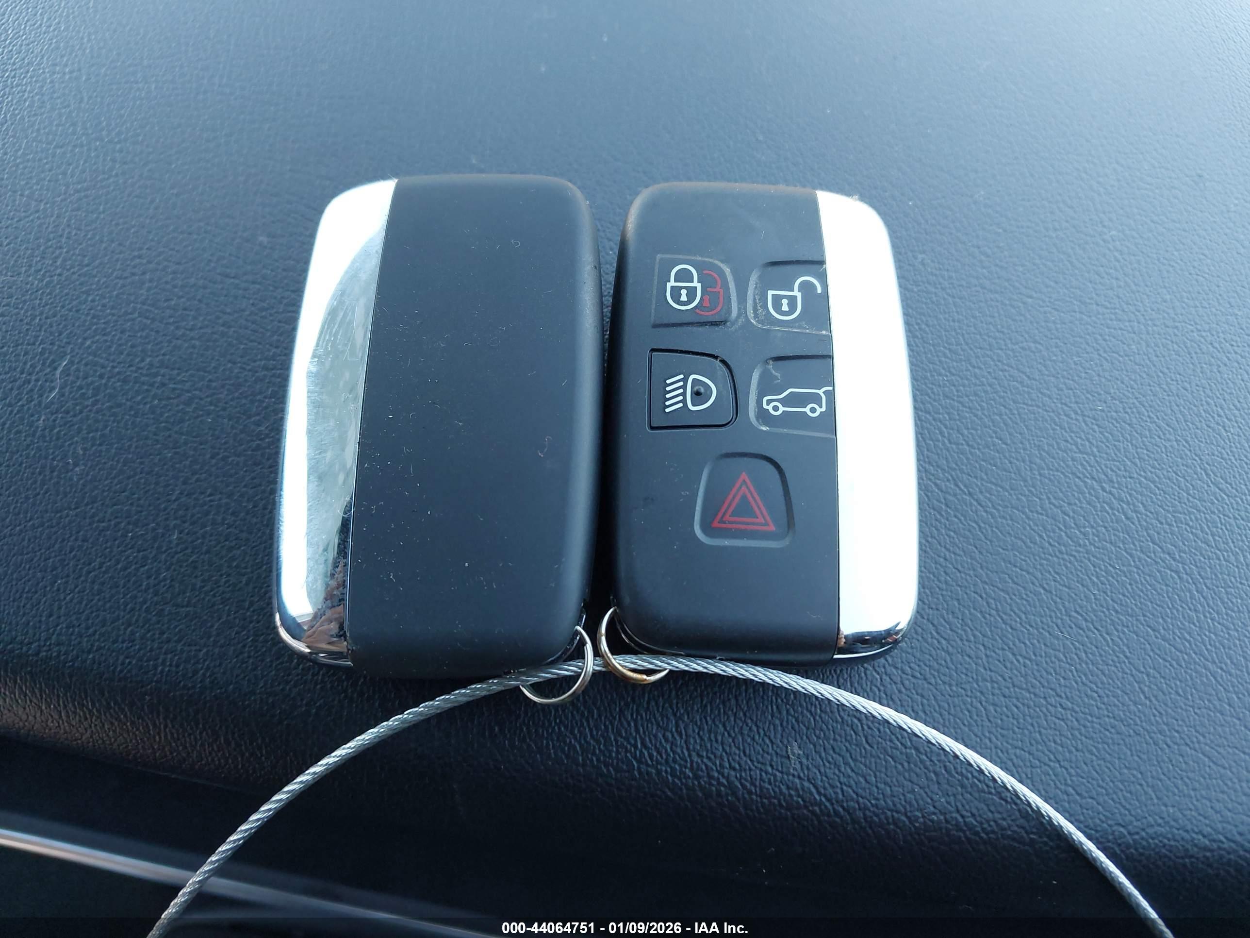 LAND ROVER image 11
