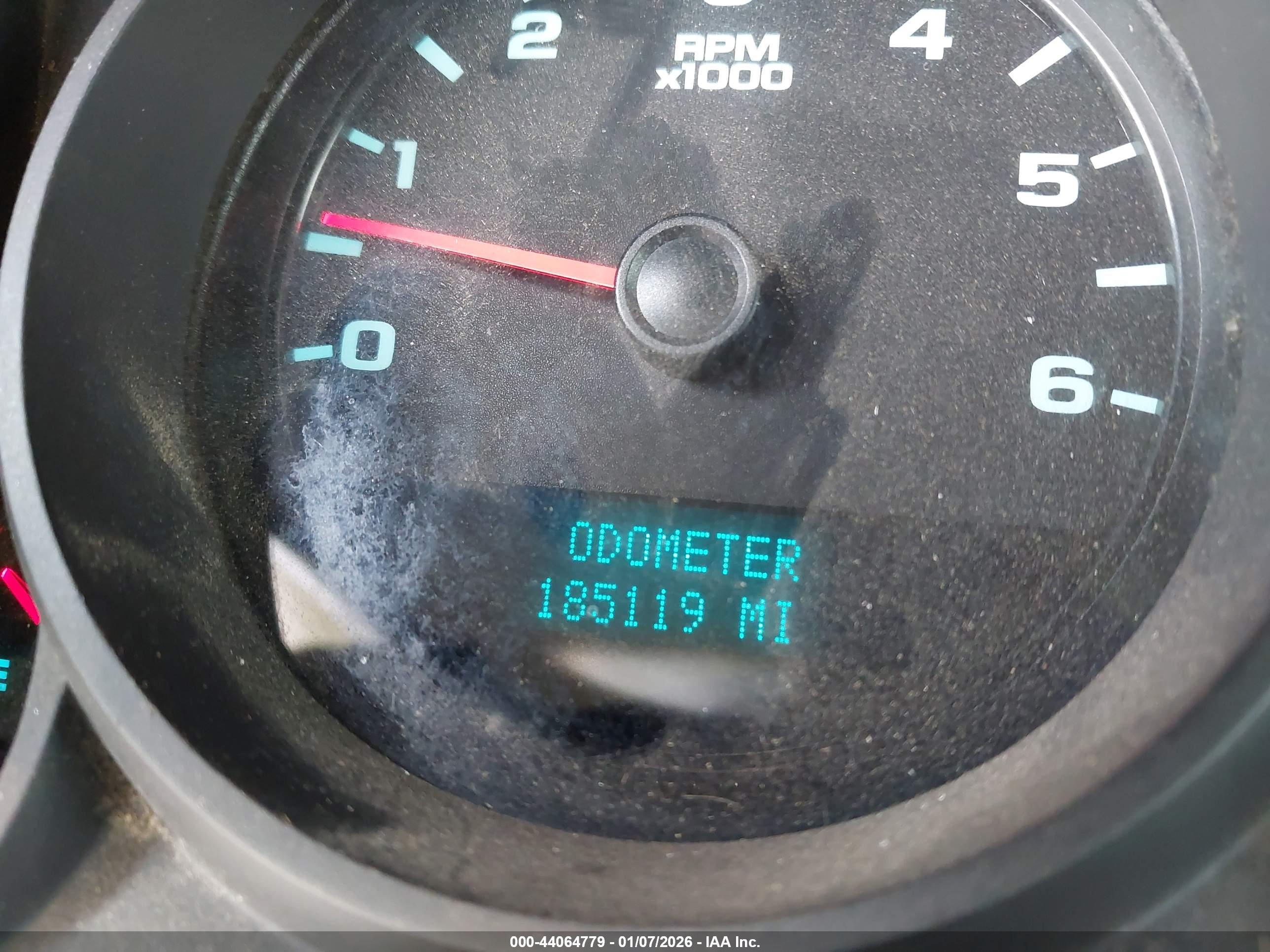 CHEVROLET SILVERADO image 7
