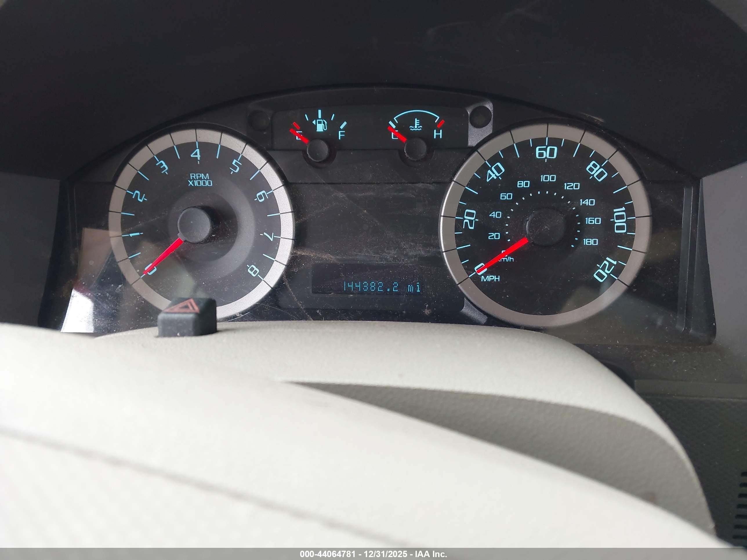 FORD ESCAPE image 7