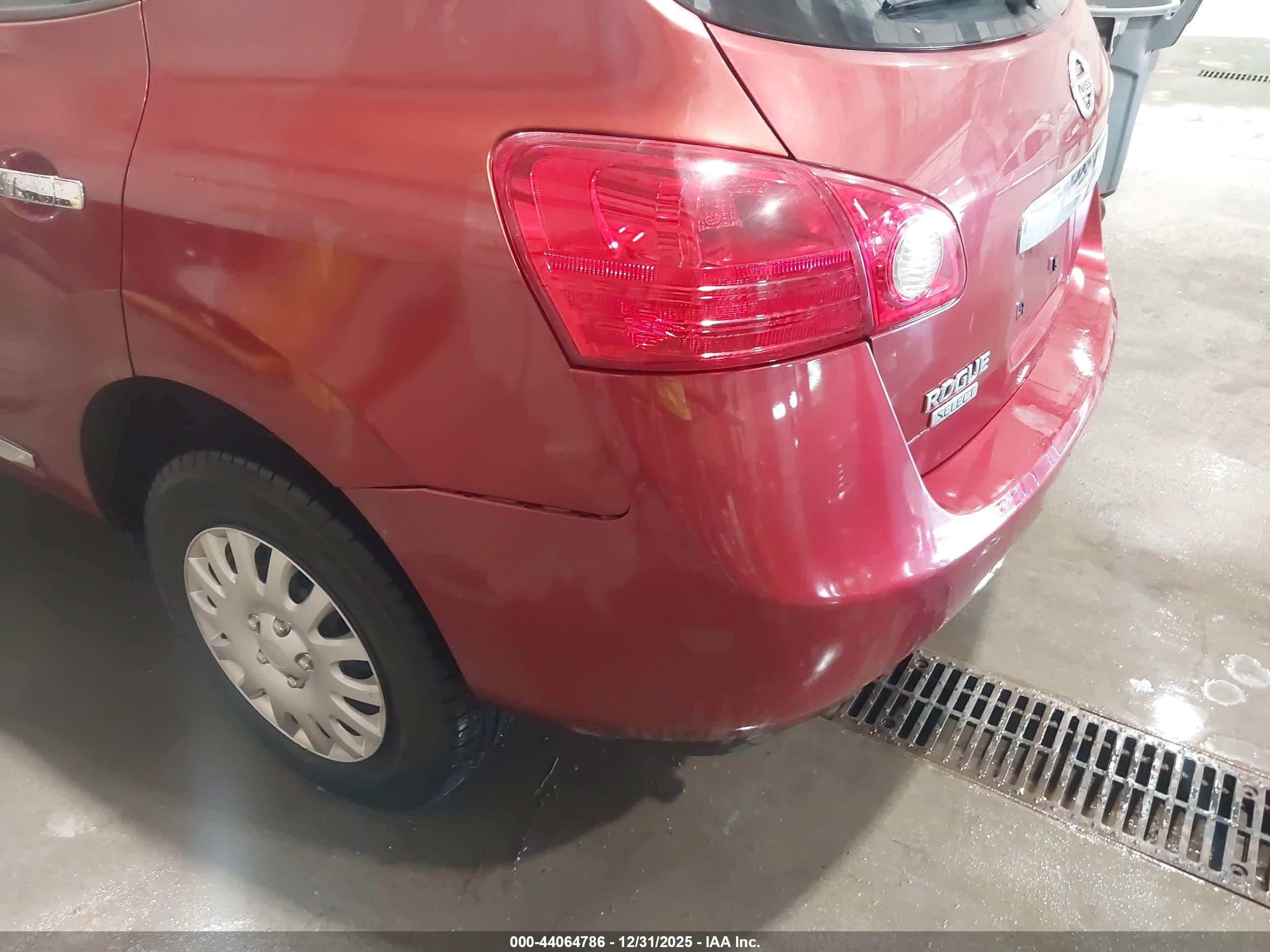 NISSAN ROGUE image 6