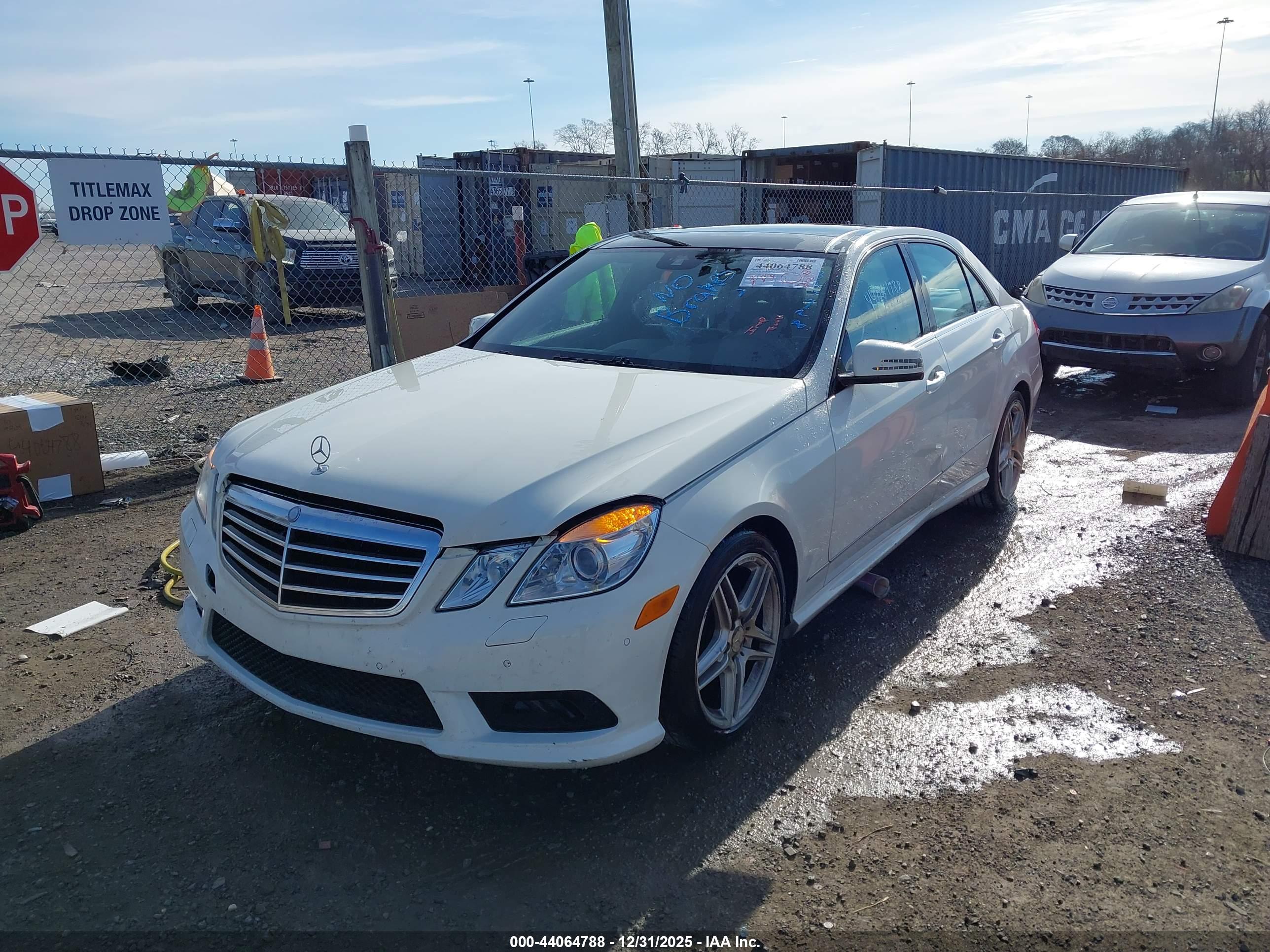 MERCEDES-BENZ E image 6