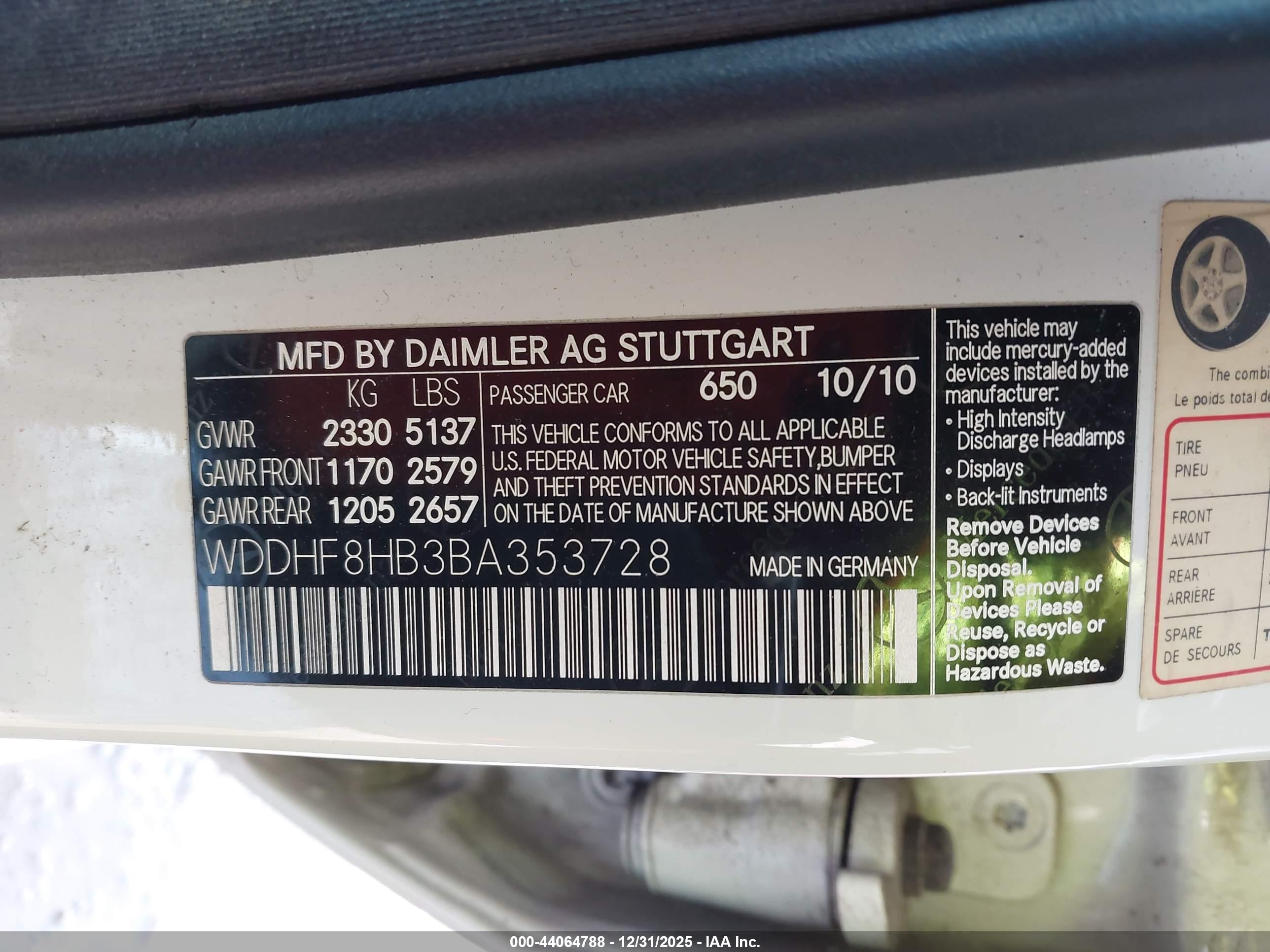 MERCEDES-BENZ E image 9