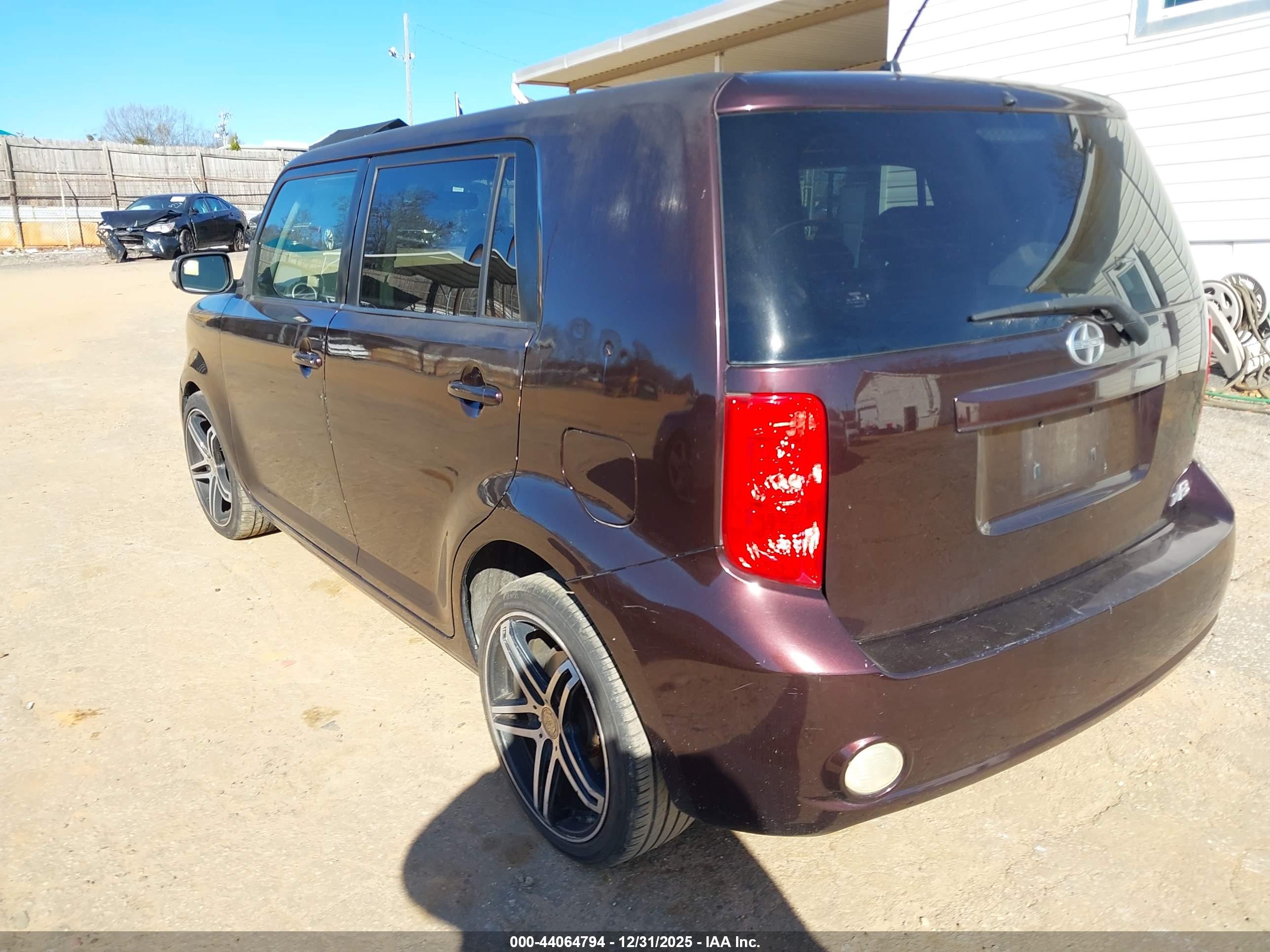 SCION XB image 3
