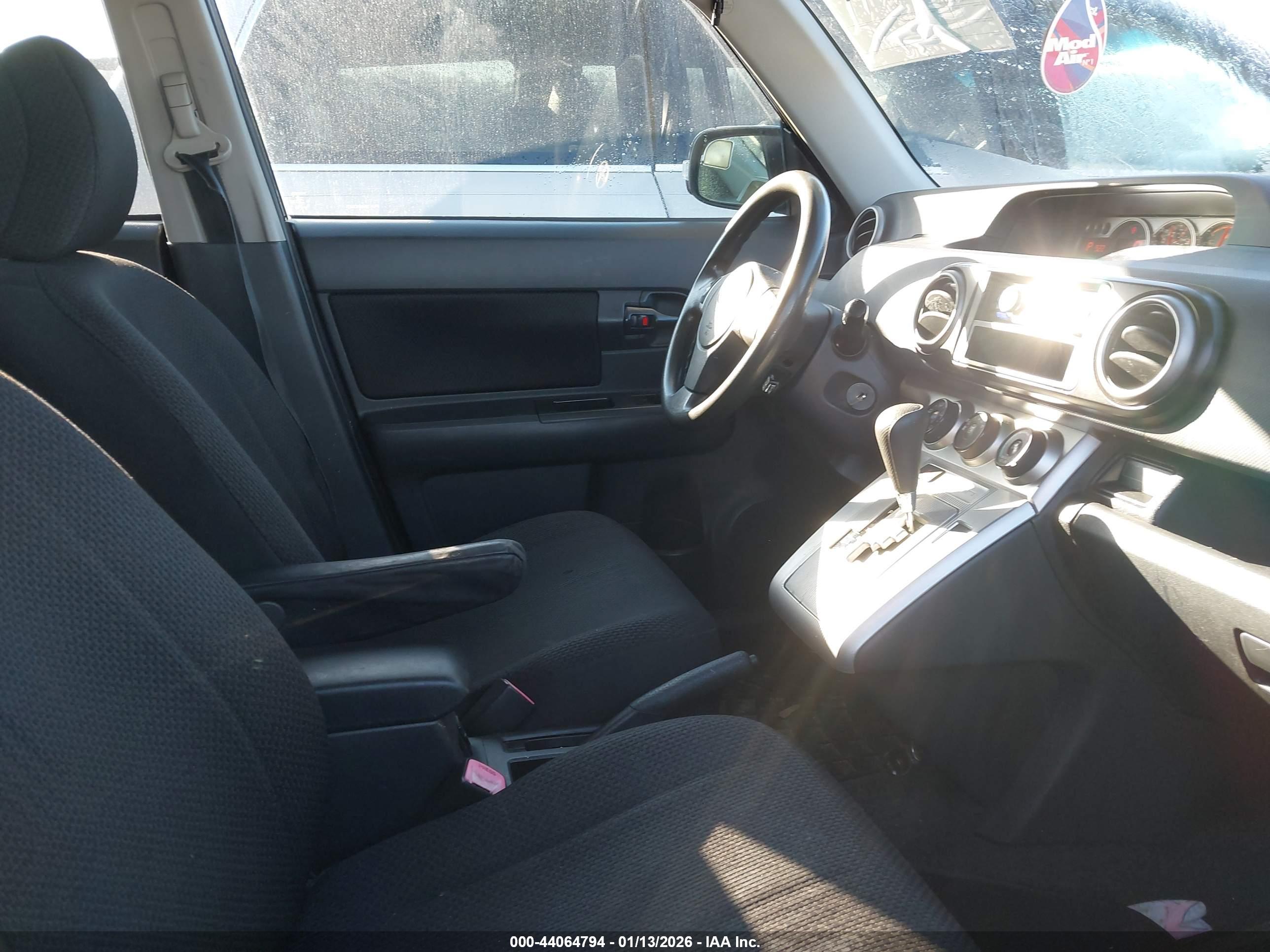 SCION XB image 5