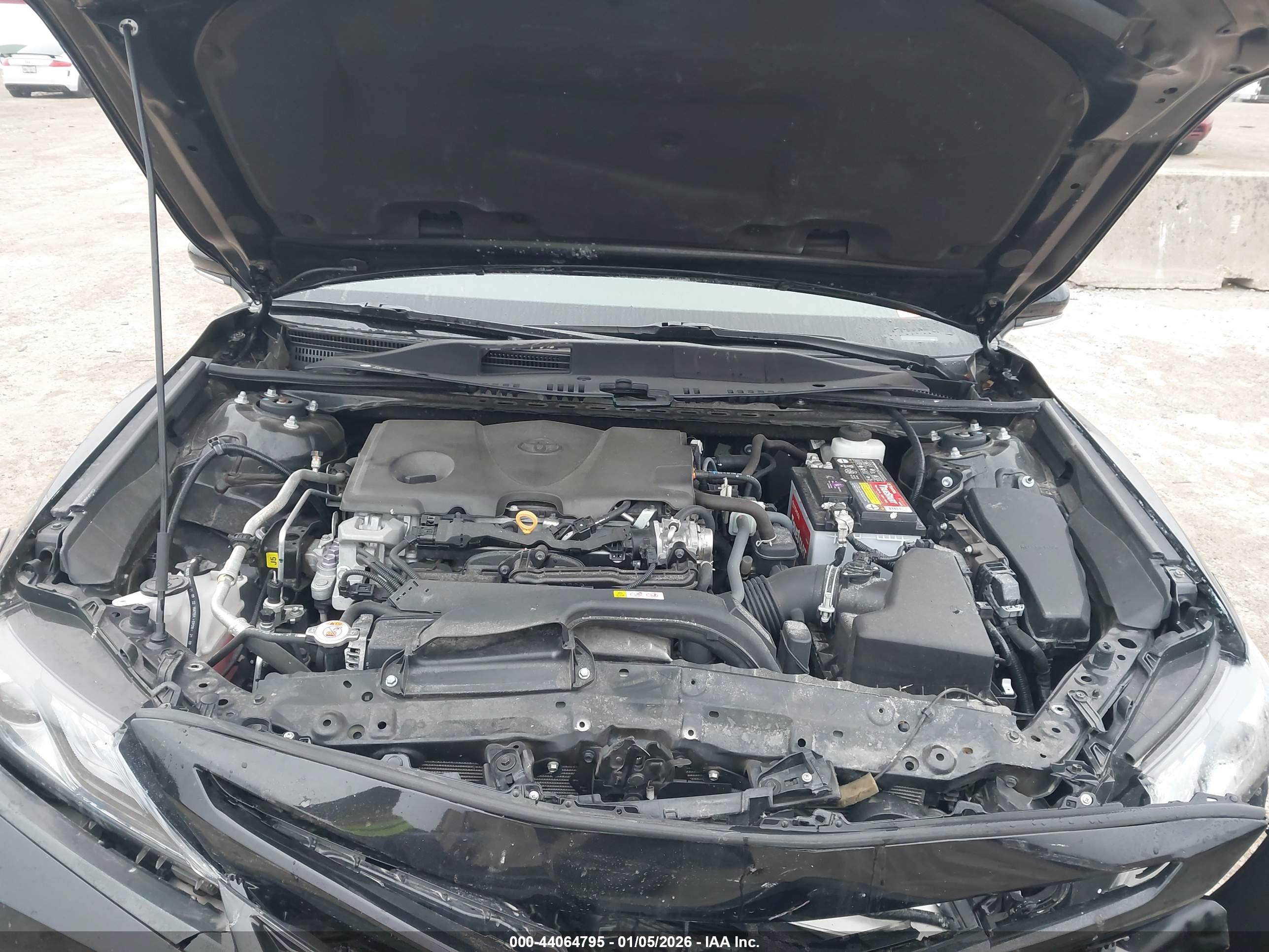TOYOTA CAMRY image 10