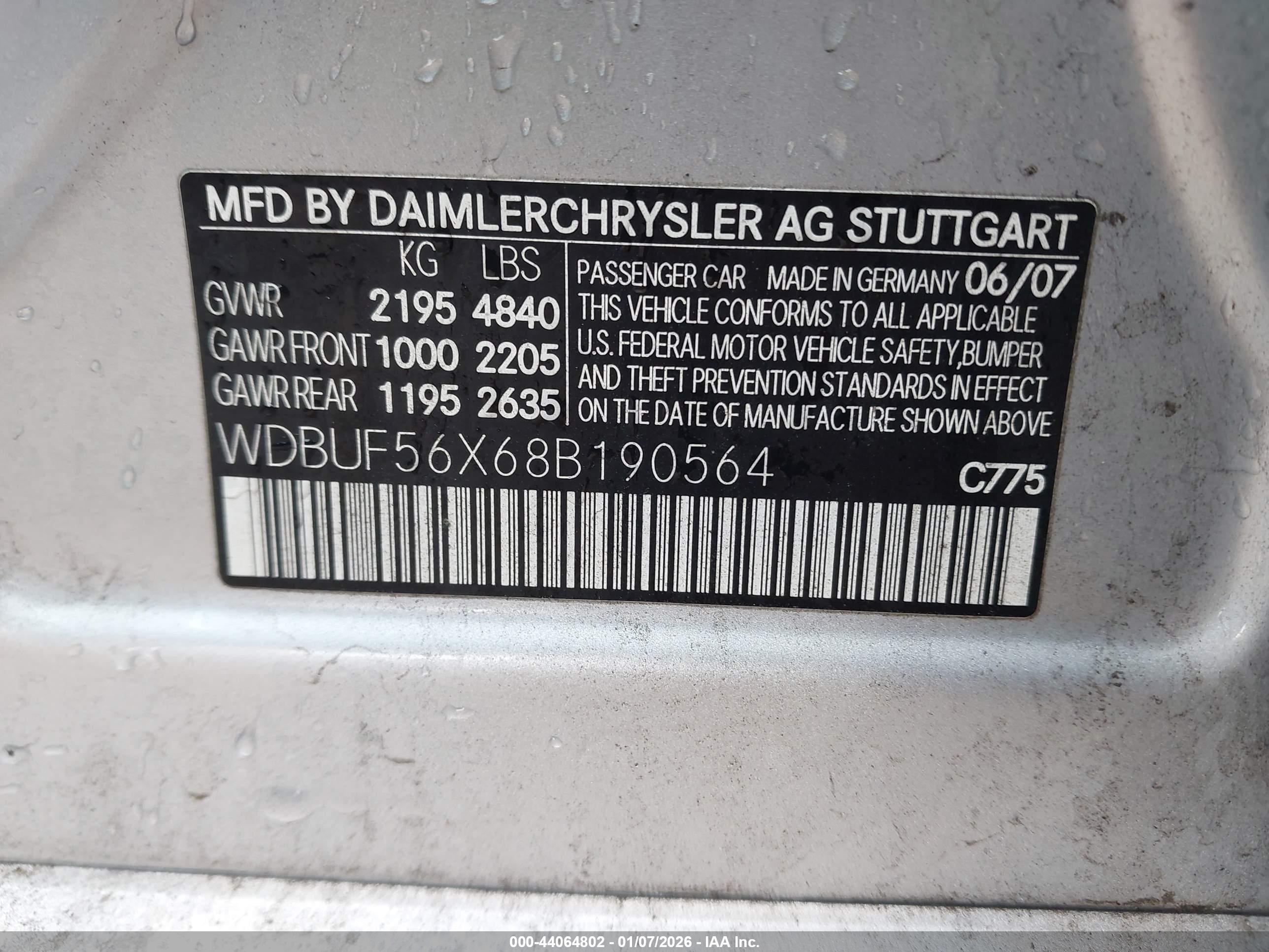 MERCEDES-BENZ E image 9