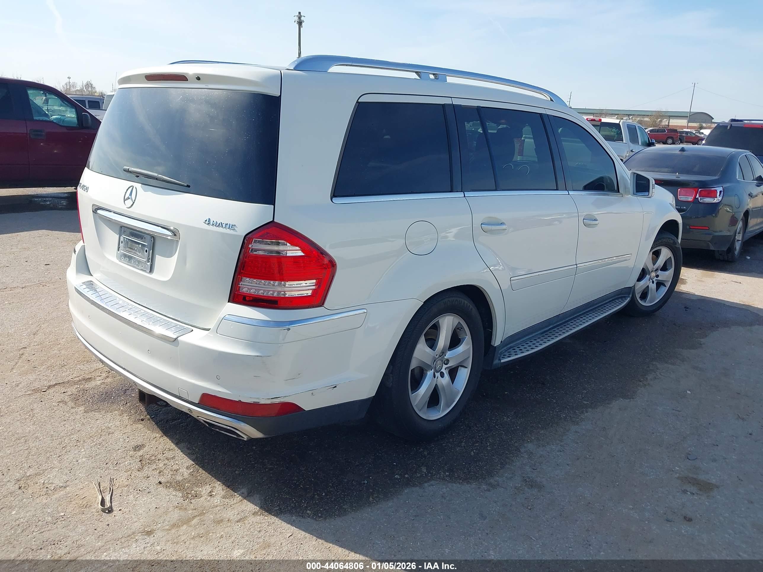 MERCEDES-BENZ GL image 4