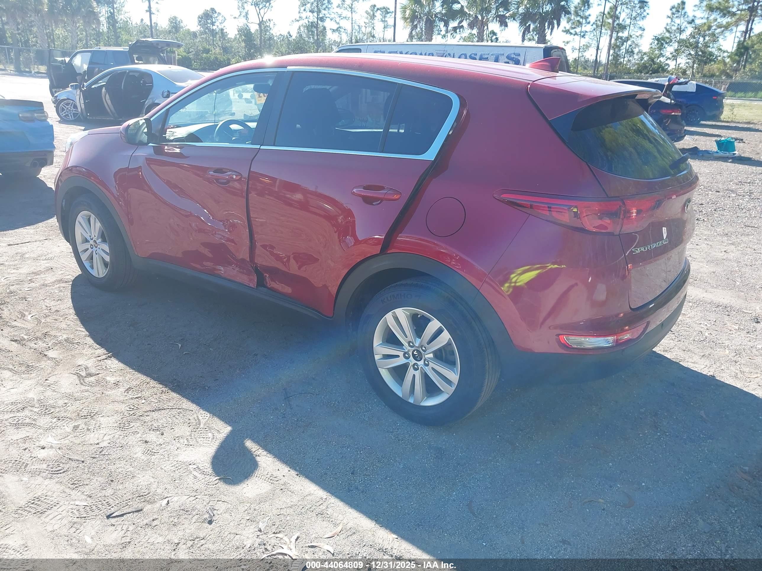 KIA SPORTAGE image 3