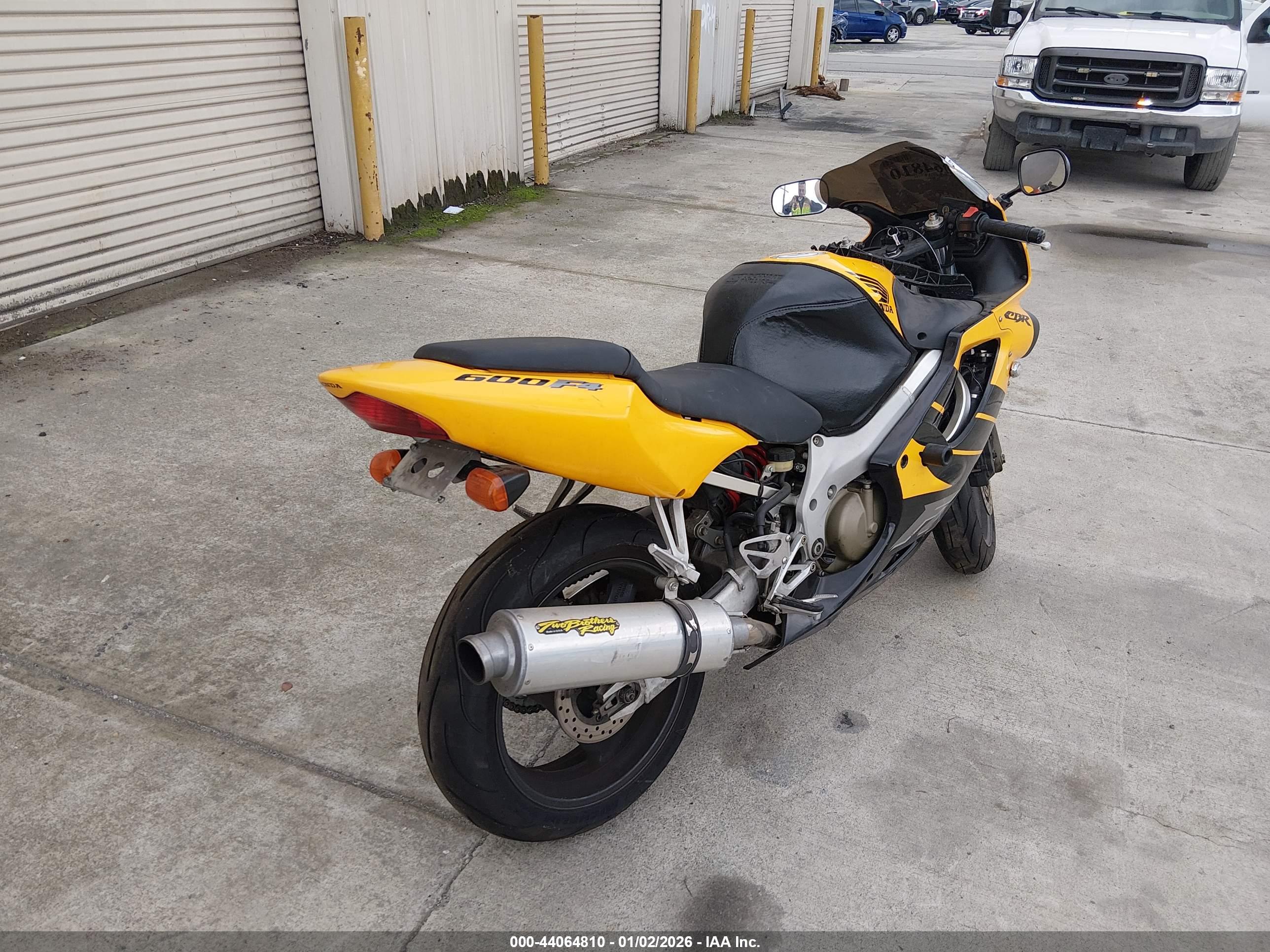 HONDA CBR600 image 4